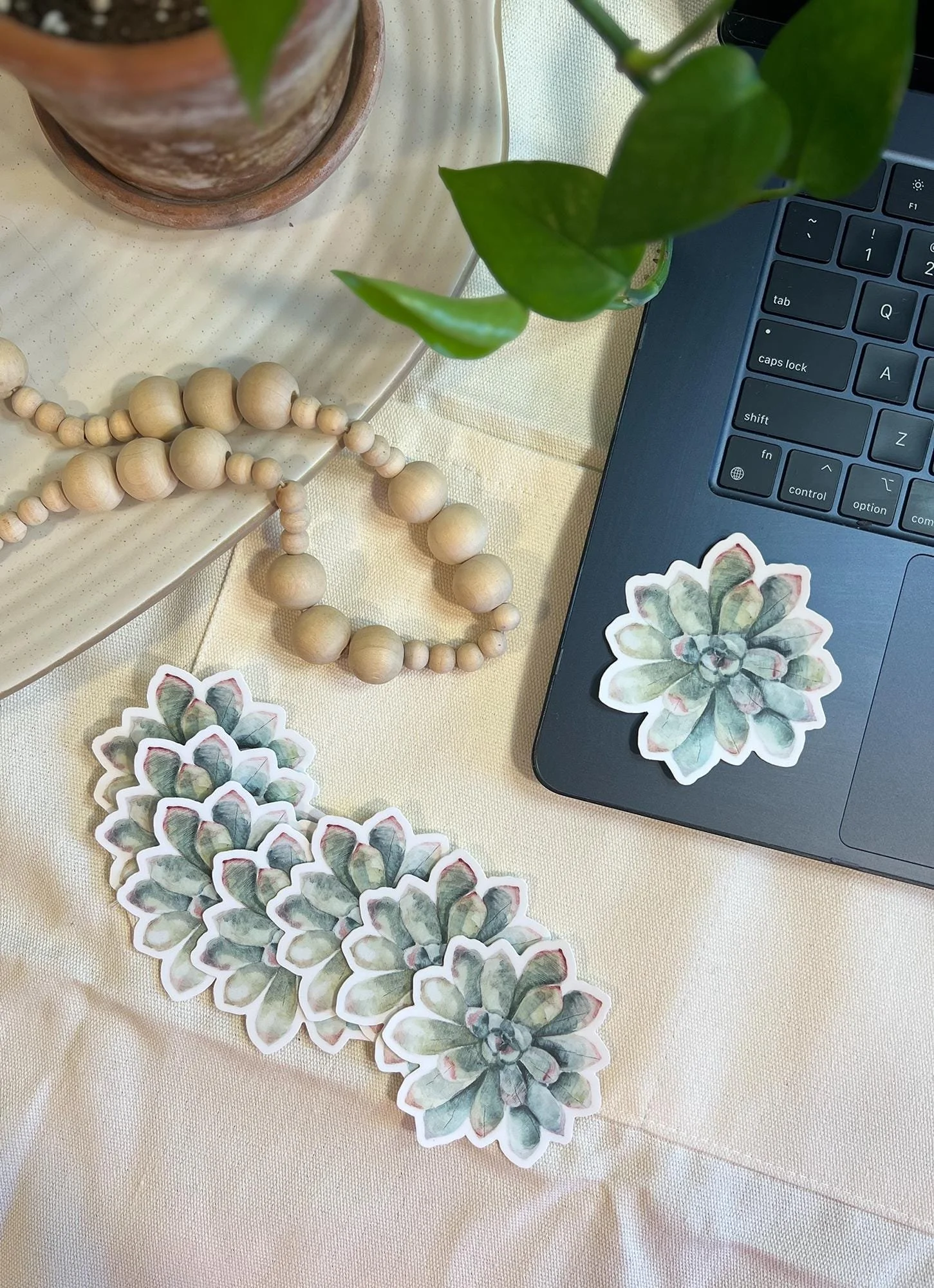 https://i.etsystatic.com/7242265/r/il/f003dd/6895667269/il_fullxfull.6895667269_e5mi.jpg