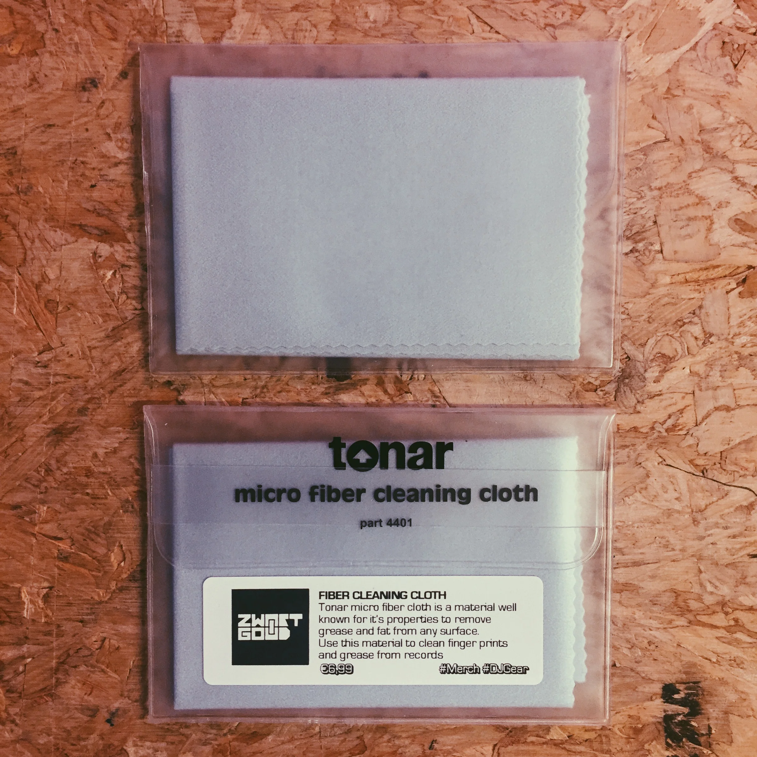 FIBER CLEANING CLOTH FOR VINYL