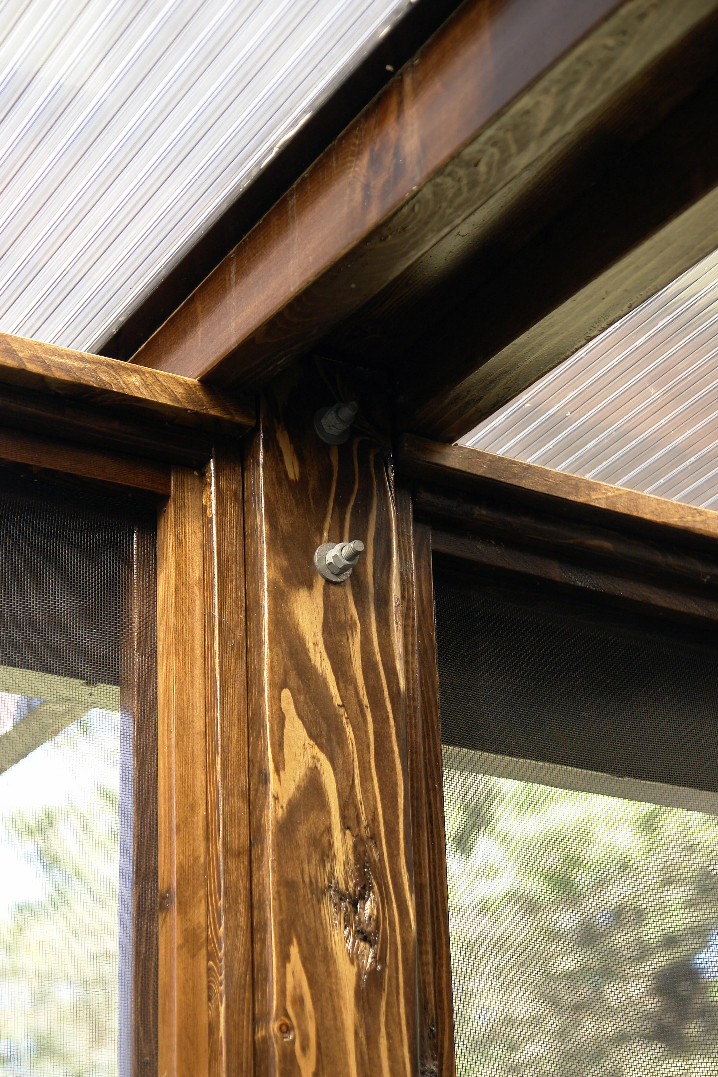 screenporch1-detail1.jpg