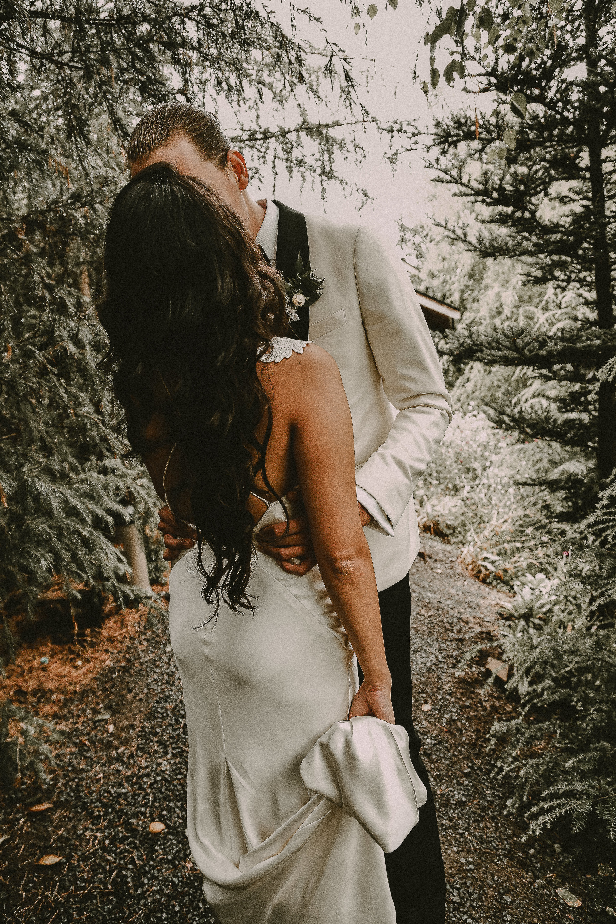 SEATTLE INTIMATE WEDDING PHOTOGRAPHER