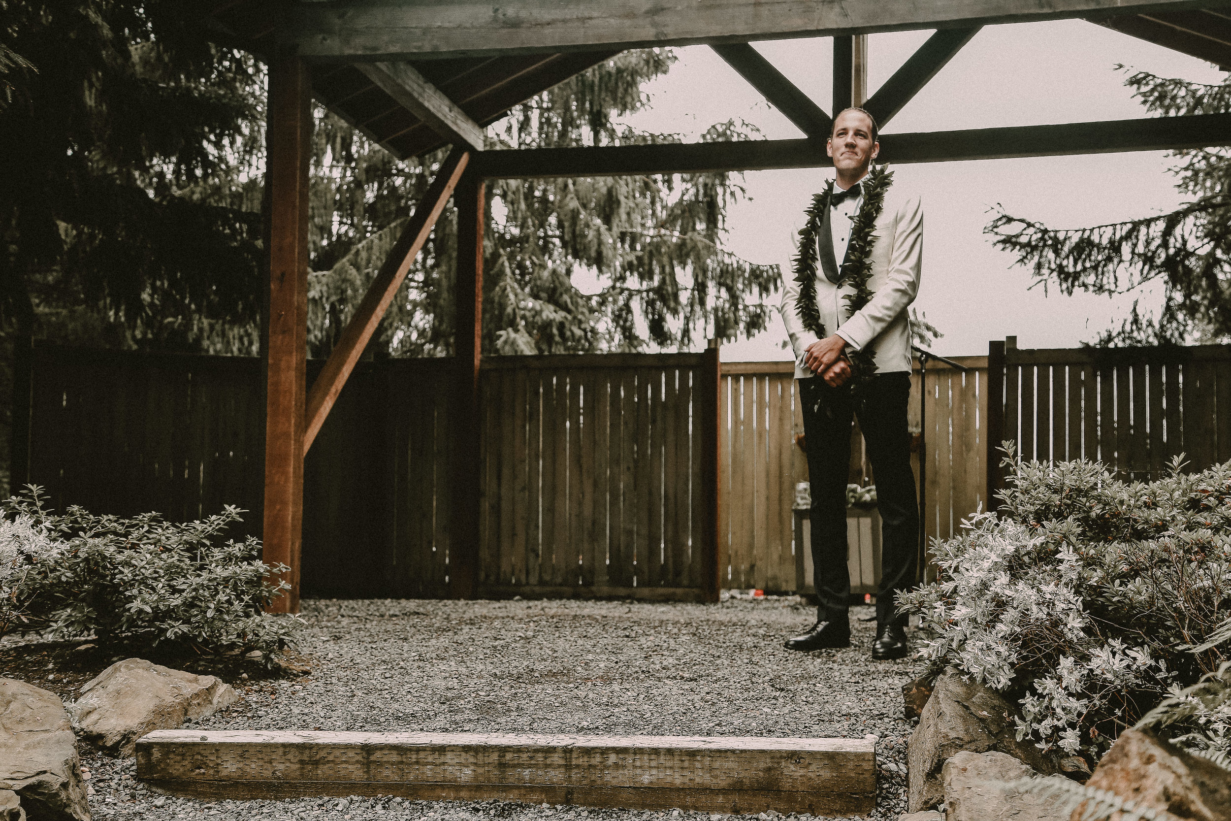 SEATTLE INTIMATE WEDDING PHOTOGRAPHER
