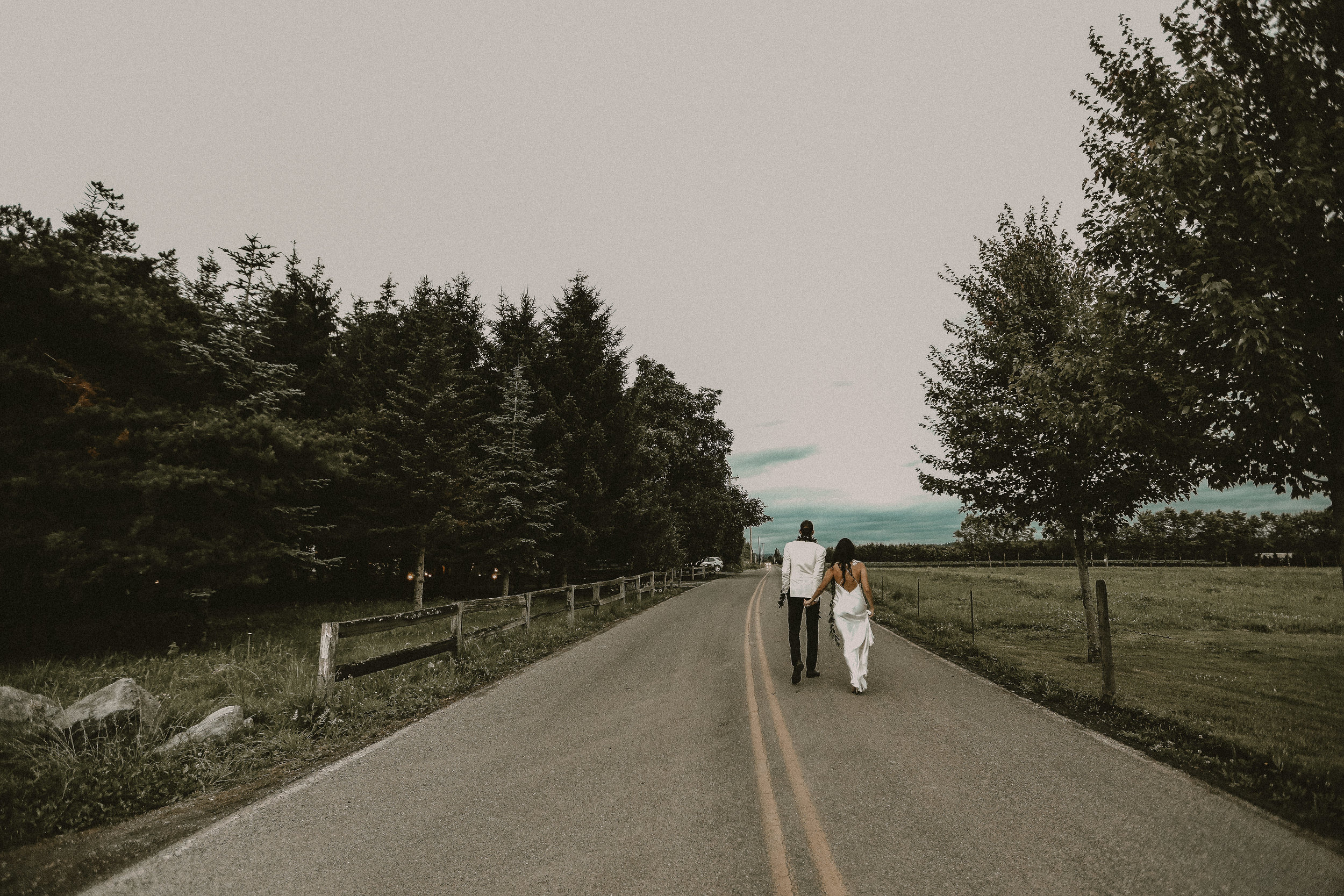 SEATTLE INTIMATE WEDDING PHOTOGRAPHER