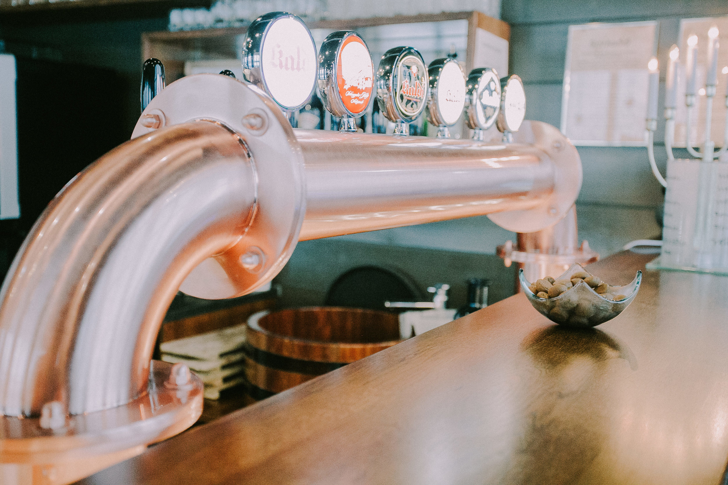 Iceland beerspa, iceland elopement photographer