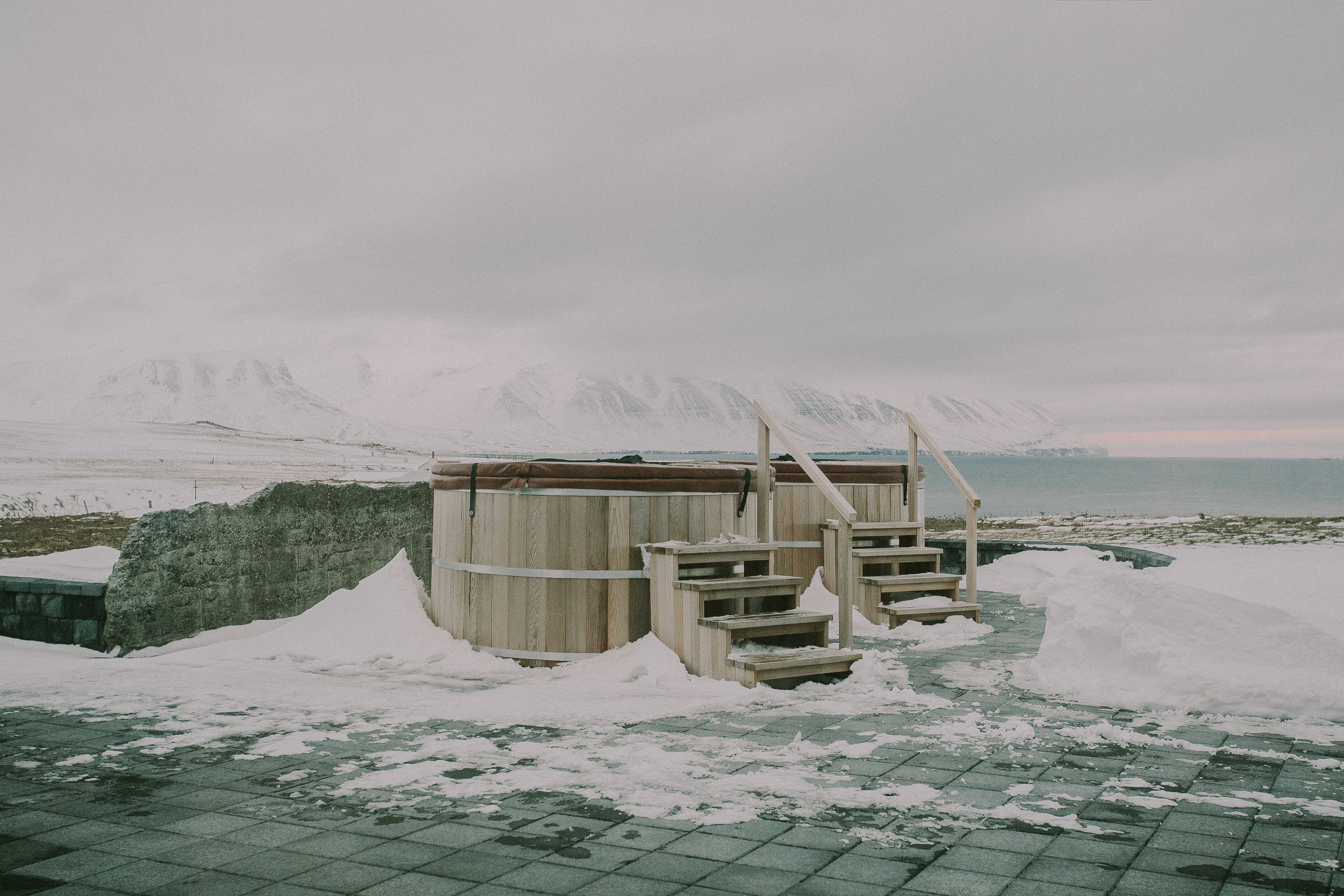 Iceland beerspa, iceland elopement photographer