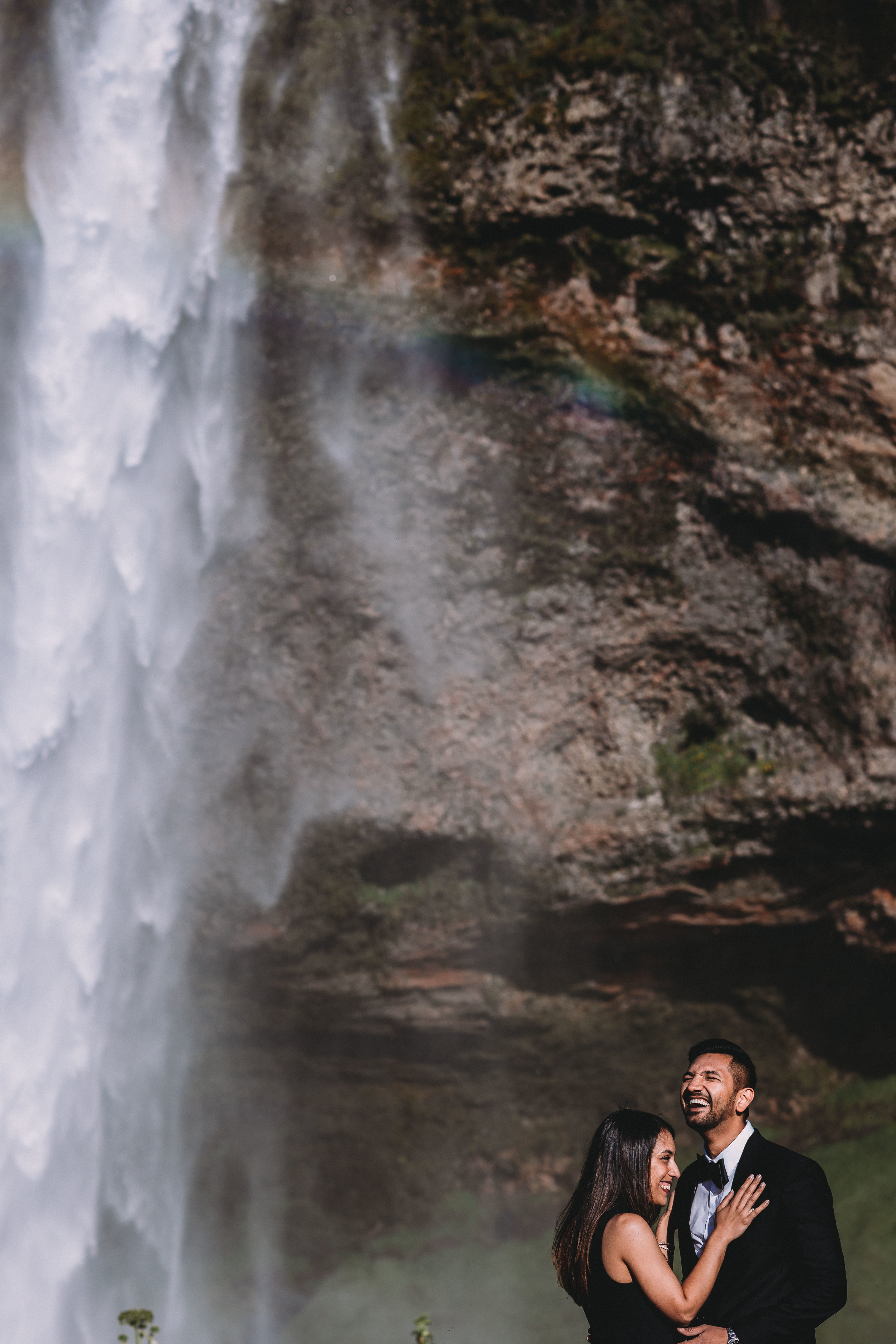 Iceland elopement photographer | Iceland south coast engagement photos | Iceland seljalandsfoss wedding pictures