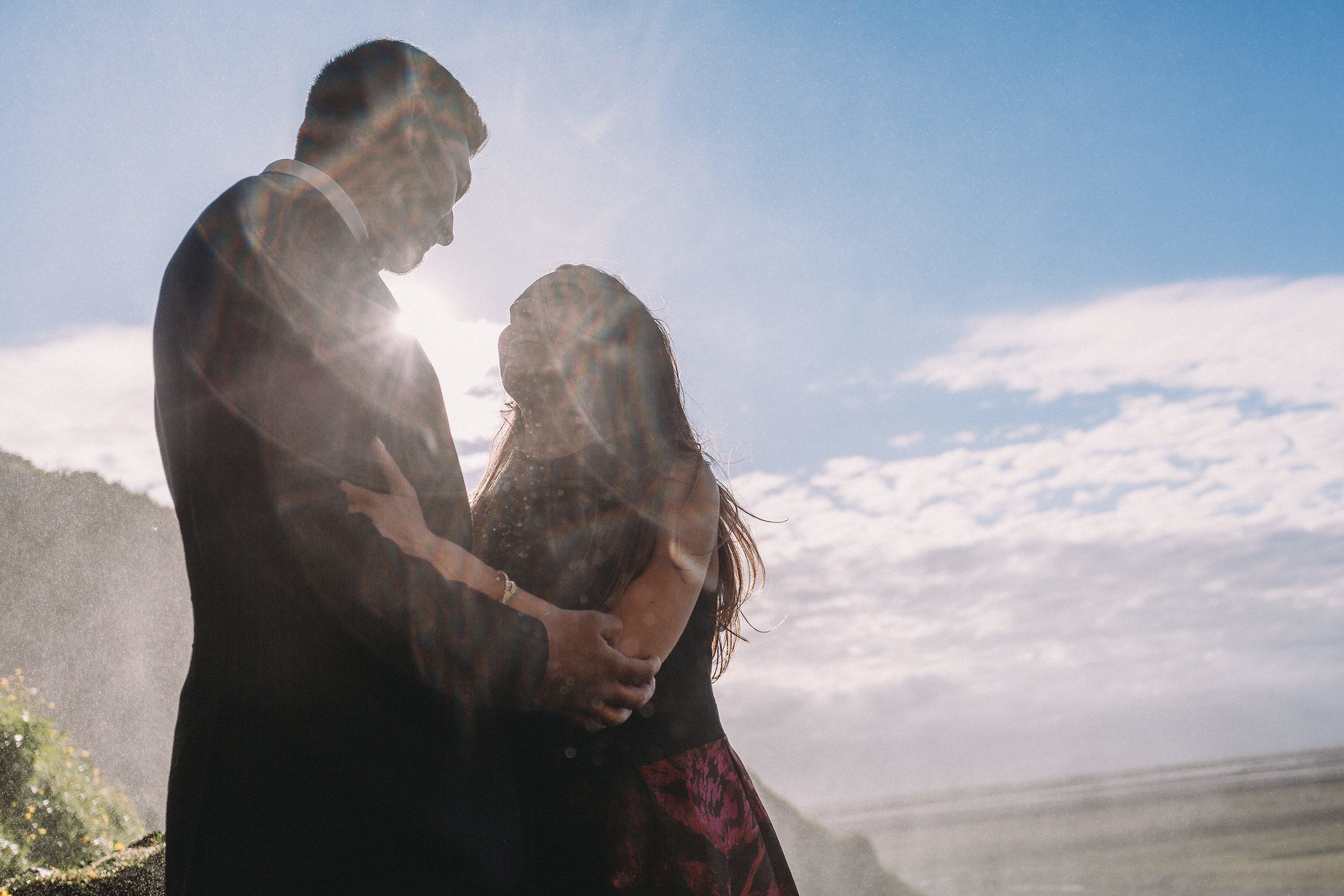 Iceland elopement photographer | Iceland south coast engagement photos | Iceland seljalandsfoss wedding pictures