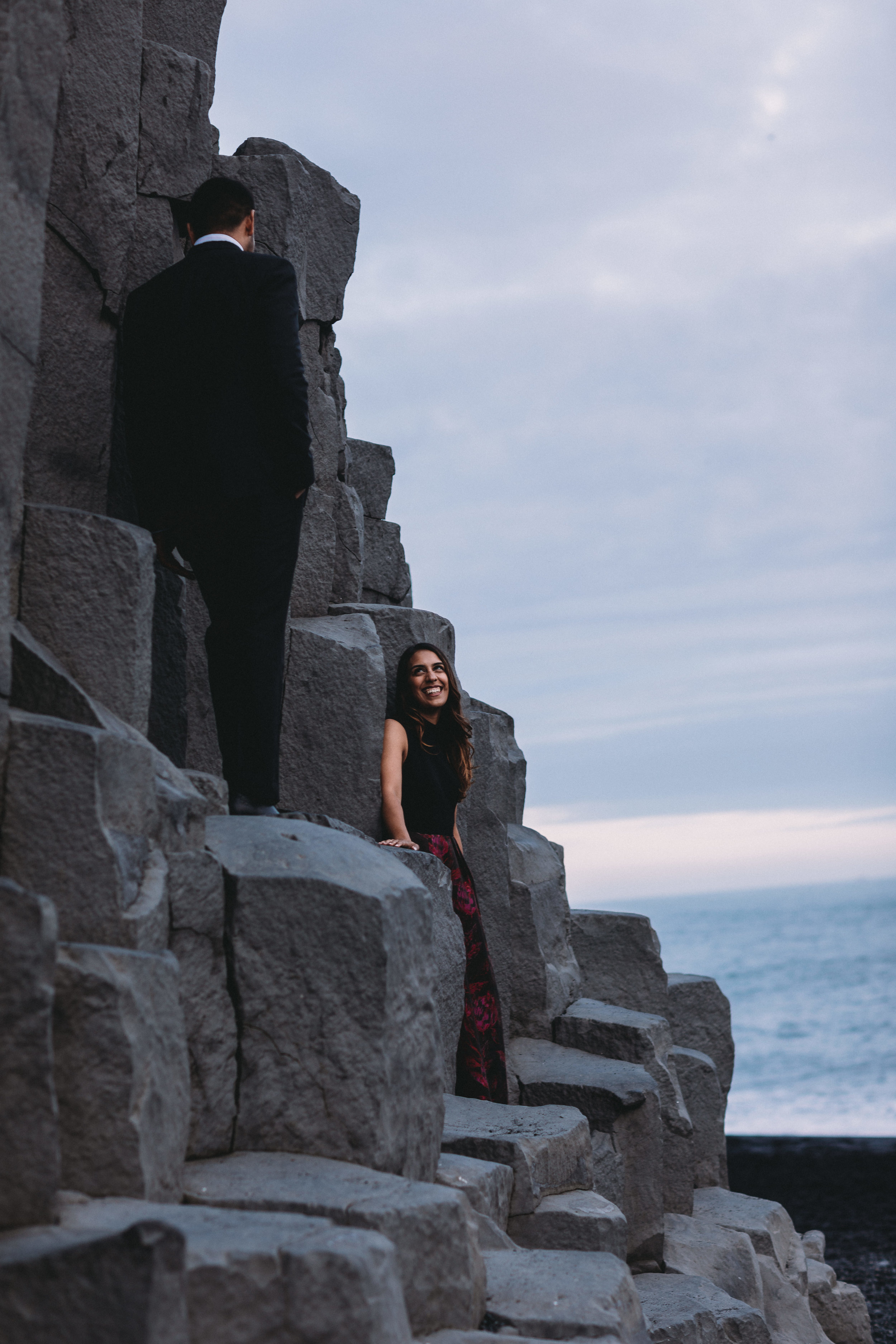 Iceland elopement photographer | Iceland south coast engagement photos | Iceland black sand beach wedding pictures