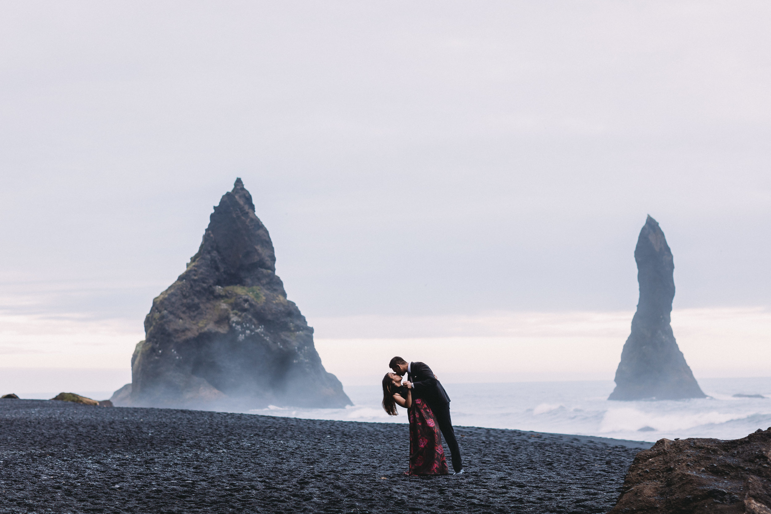 Iceland elopement photographer | Iceland south coast engagement photos | Iceland black sand beach wedding pictures