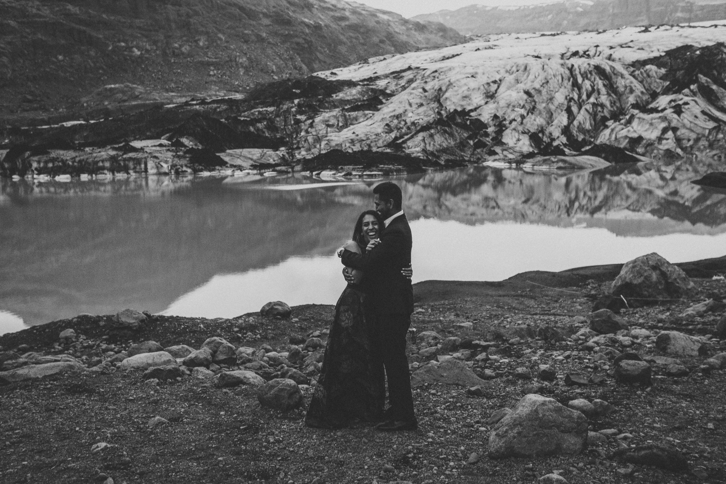 Iceland elopement photographer | Iceland south coast engagement photos | Iceland black sand beach wedding pictures