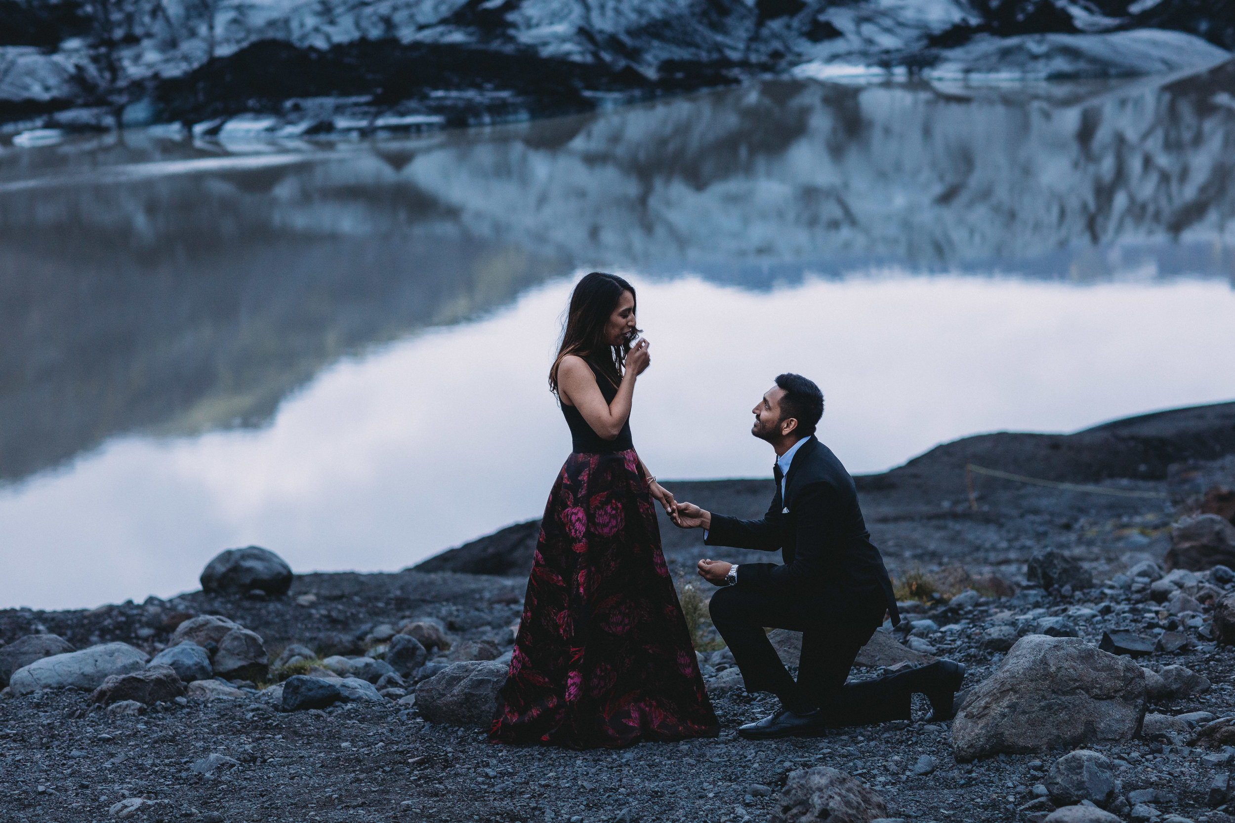 Iceland elopement photographer | Iceland south coast engagement photos | Iceland black sand beach wedding pictures