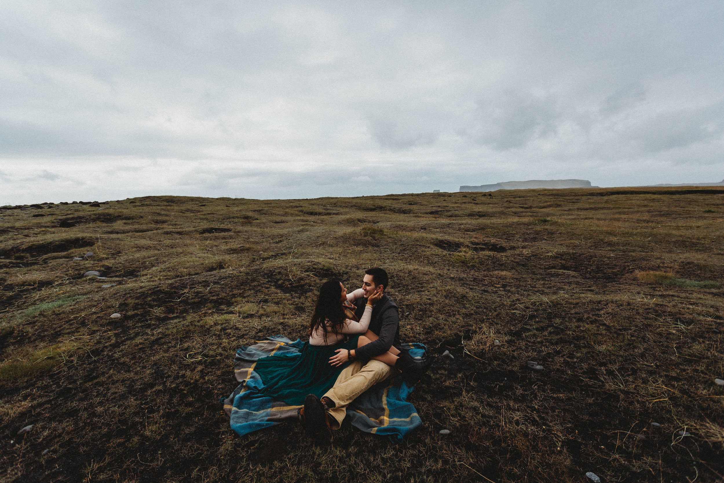 ICELAND ENGAGEMENT SESSION AT REYNISFJARA BEACH | ICELAND WEDDING PHOTOGRAPHER