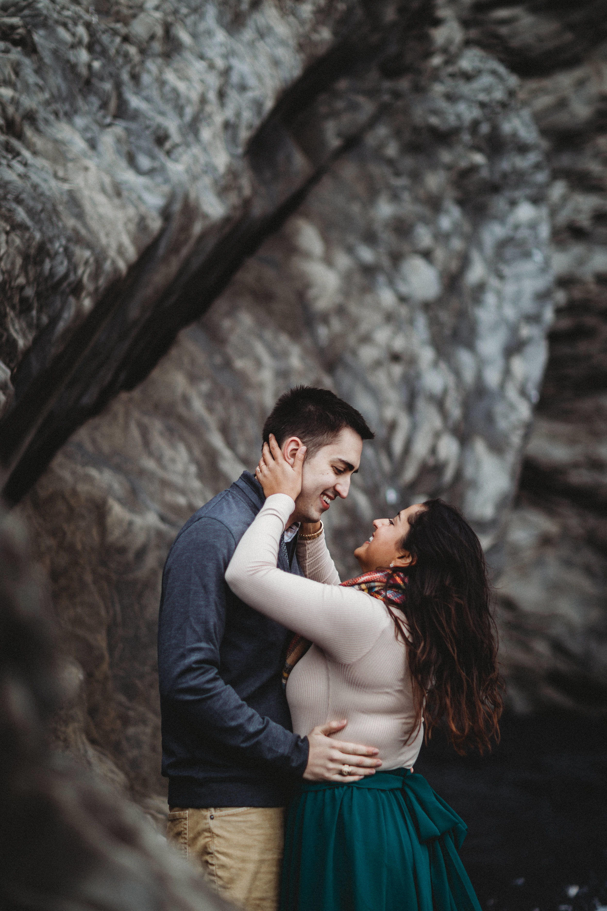 ICELAND ENGAGEMENT SESSION AT REYNISFJARA BEACH | ICELAND WEDDING PHOTOGRAPHER