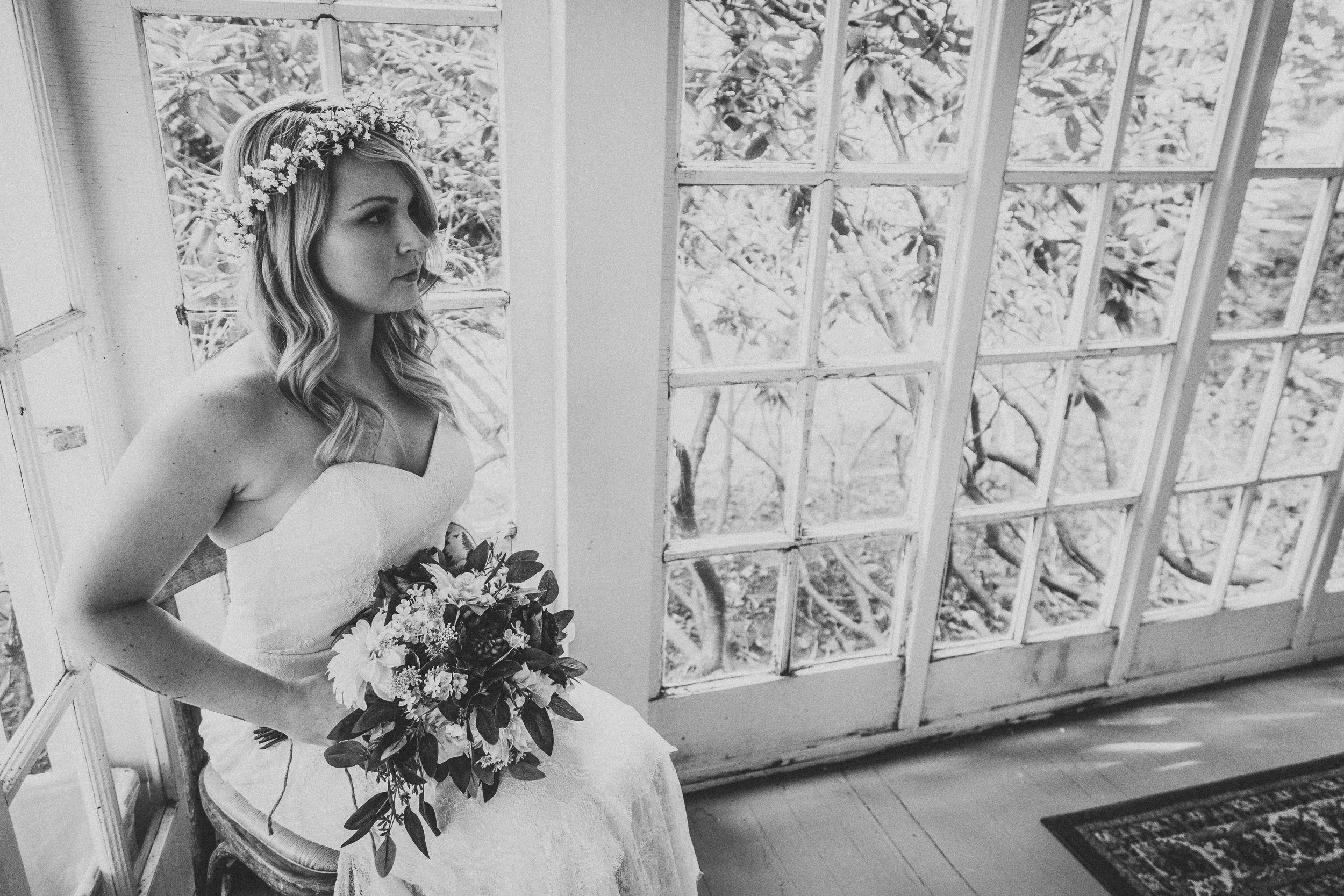 catskills wedding photographer- full moon resort