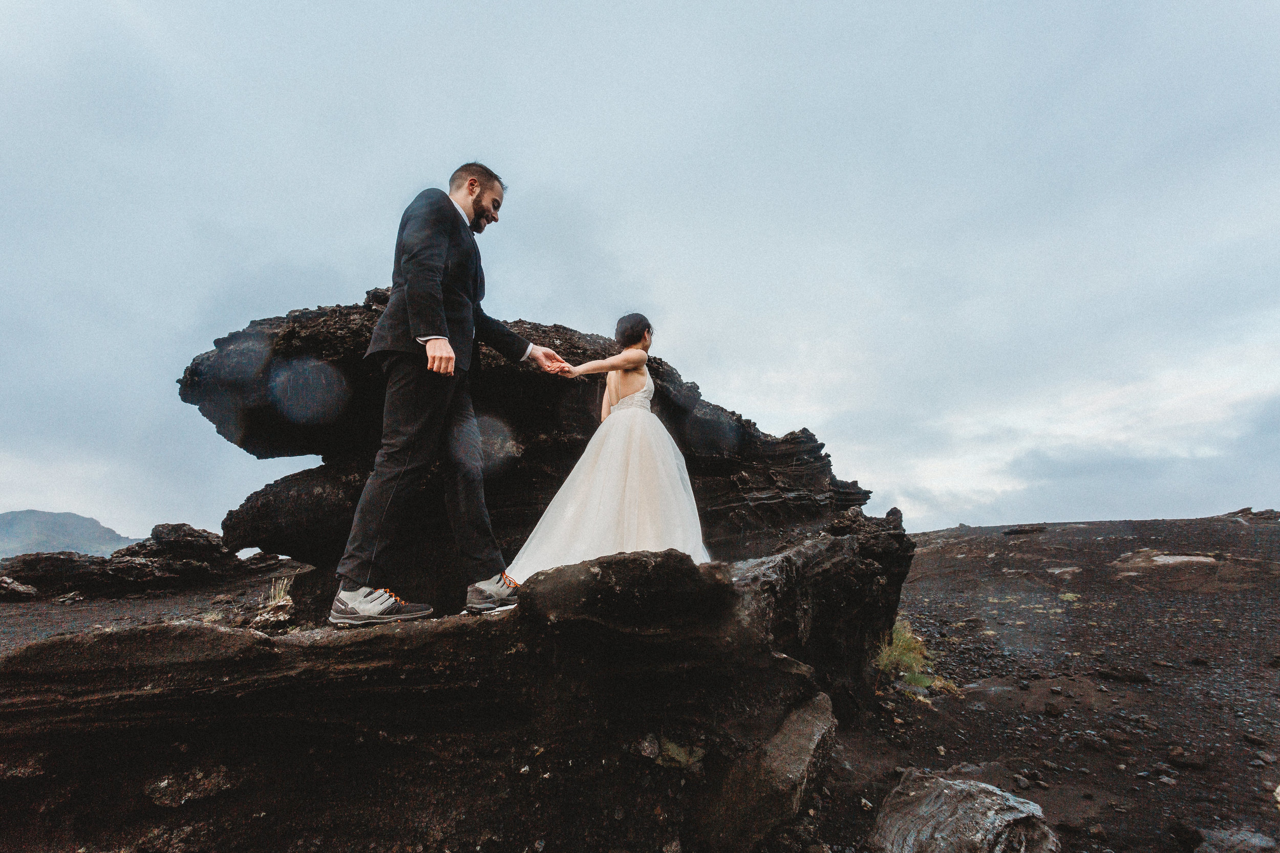 Best Iceland elopement photographer | Iceland wedding pictures