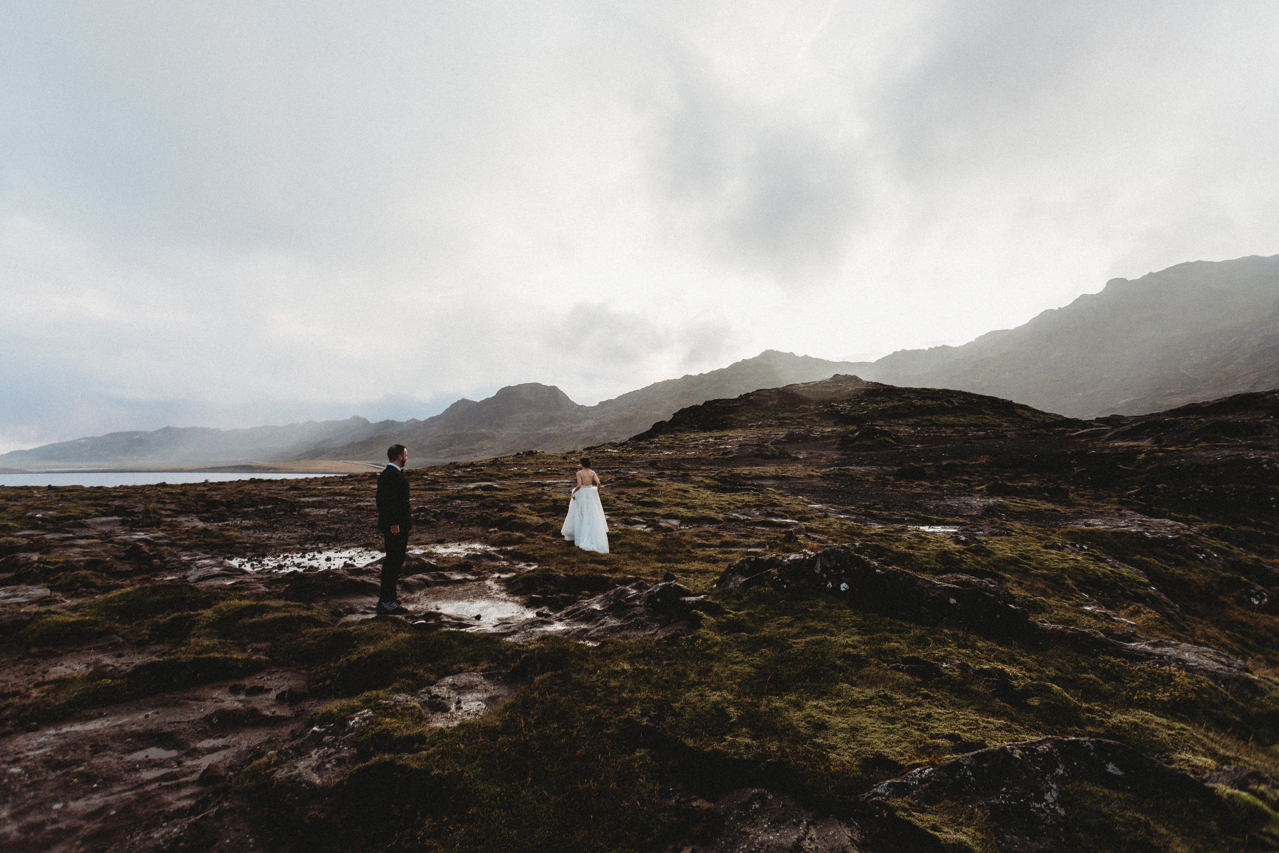 Best Iceland elopement photographer | Iceland wedding pictures