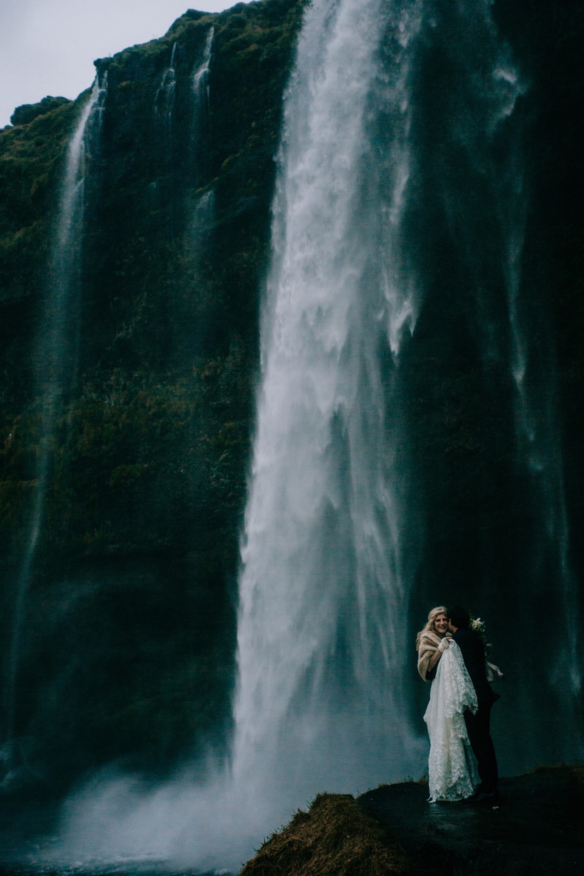 private-iceland-wedding-seljalandsfoss