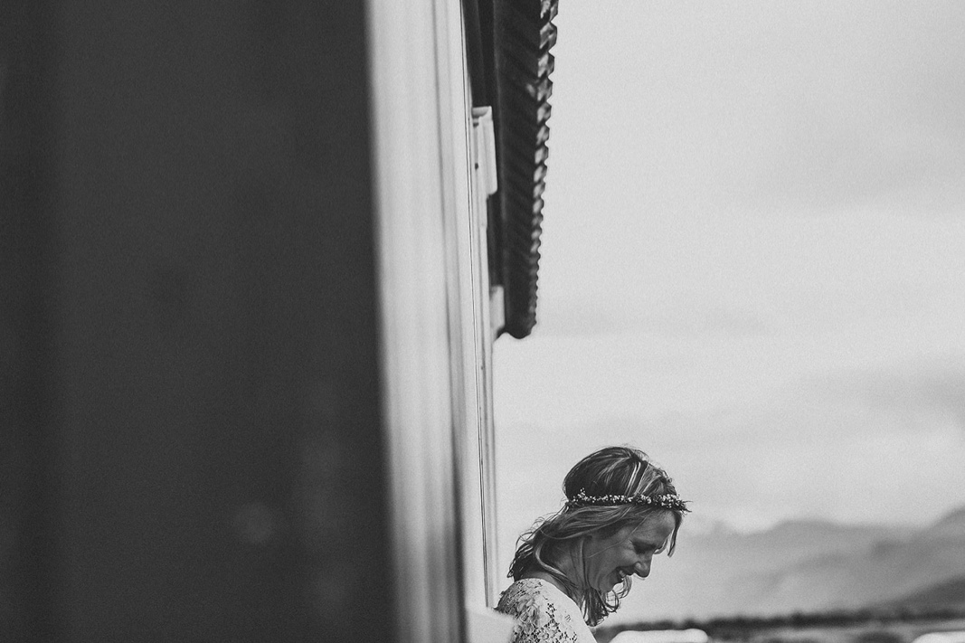 iceland-wedding-Búðir-church