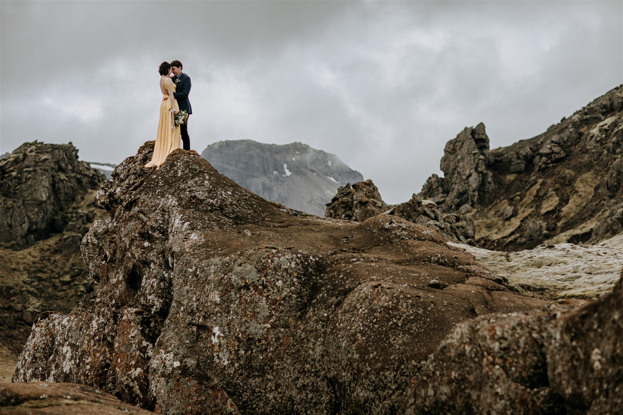 Iceland Highlands Elopement Photos | Best Iceland elopement location photos | zakas photography 