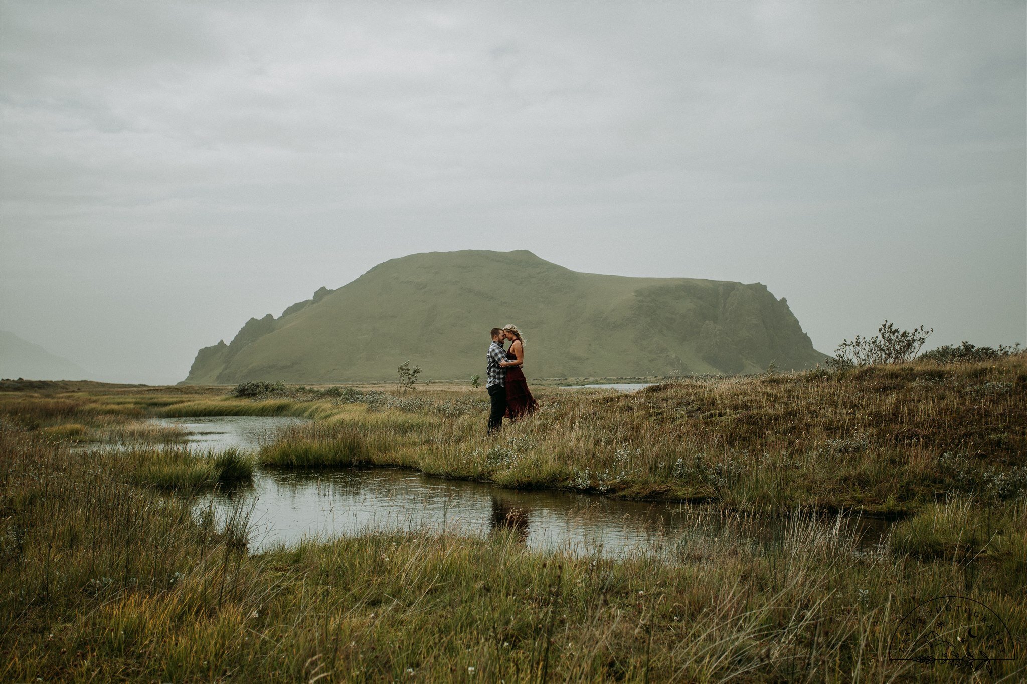 engagement photos in iceland | adventure couples session 