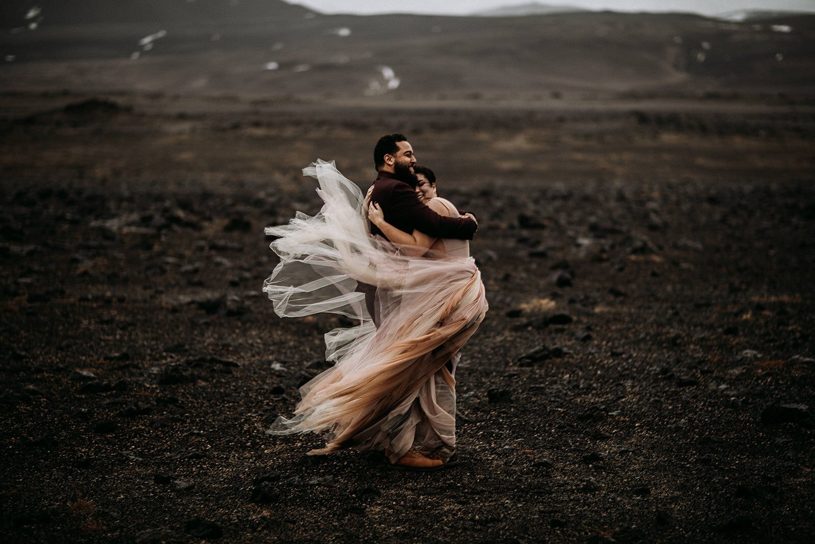 South Coast Iceland elopement | best locations to elope in iceland | zakas photo 