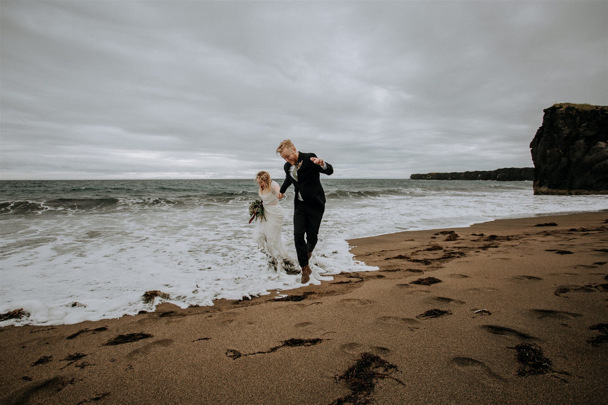 Budir church Iceland elopement | best locations to elope in iceland | zakas photo 