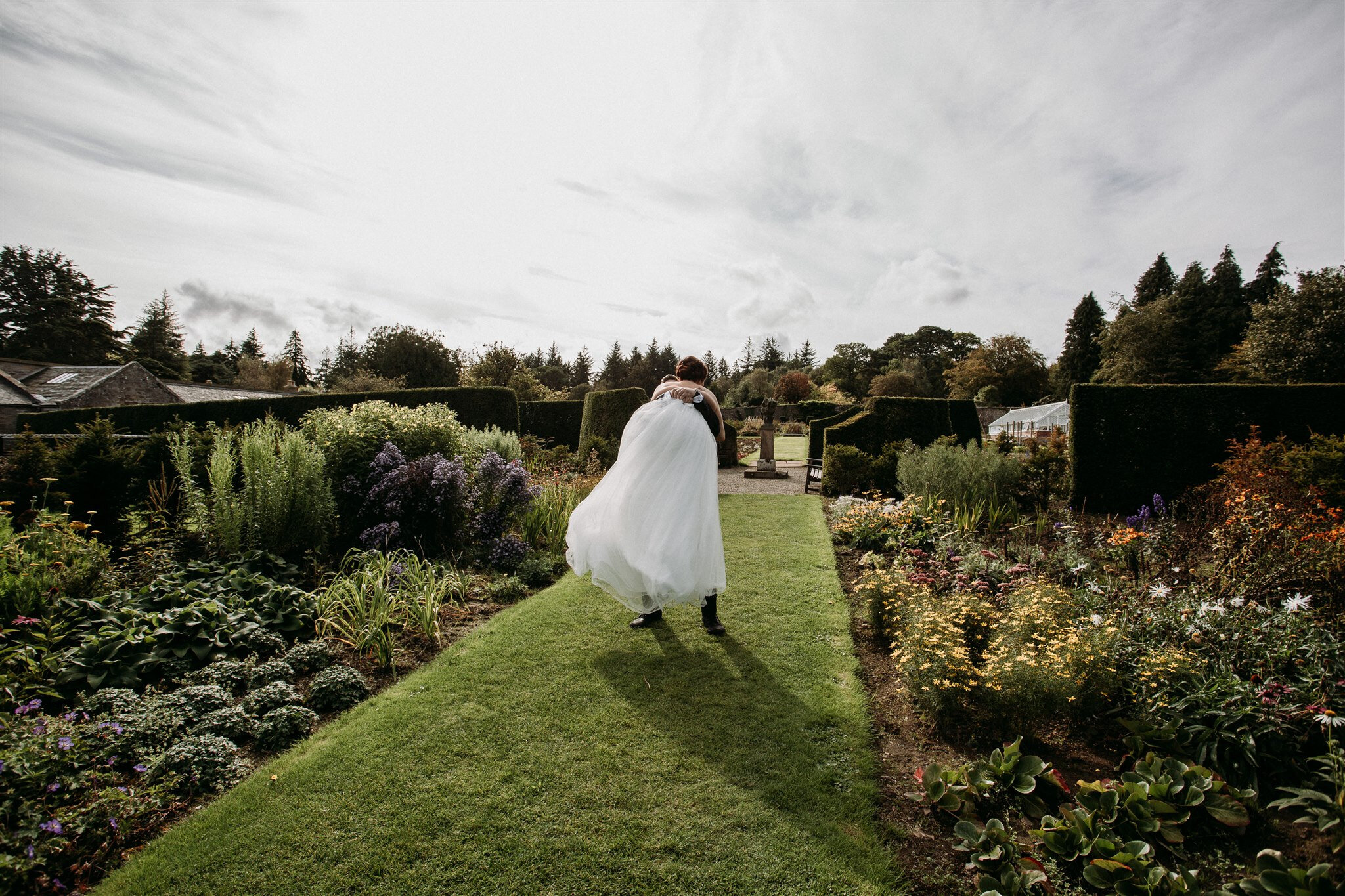 Culzean Castle Scotland elopement first look | adventure elopement photographer