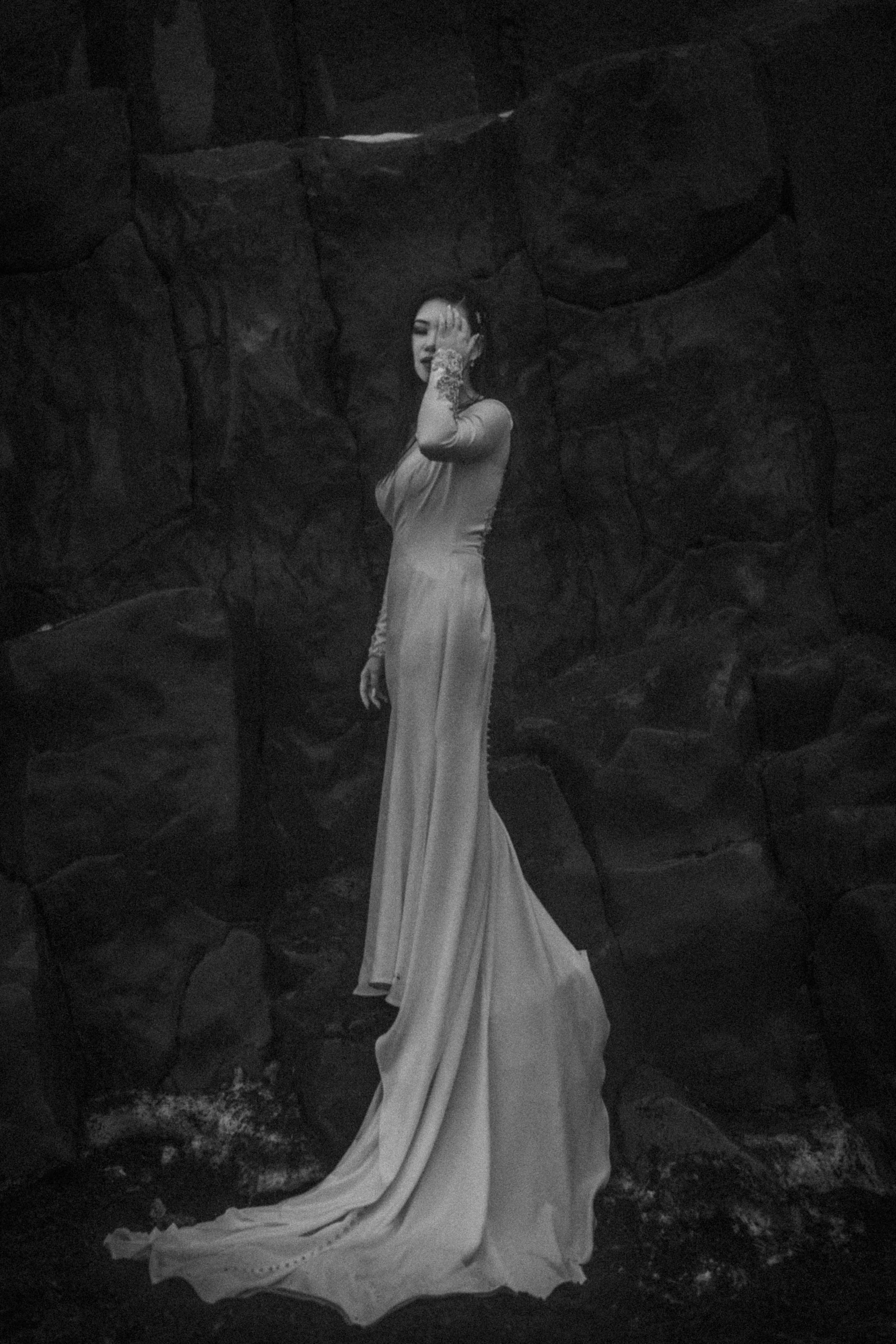 Custom Package Iceland Elopement with Local Elopement Photographer and Planner -- Artsy Black Beach Elopement 