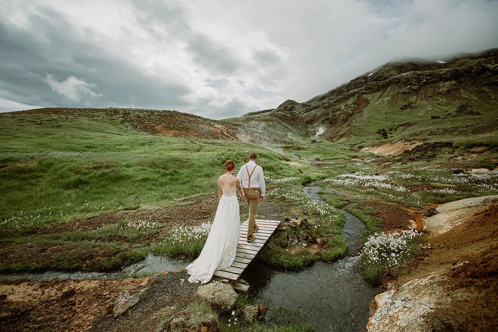 Custom Package Iceland Elopement with Local Elopement Photographer and Planner -- Private Highlands Elopement 