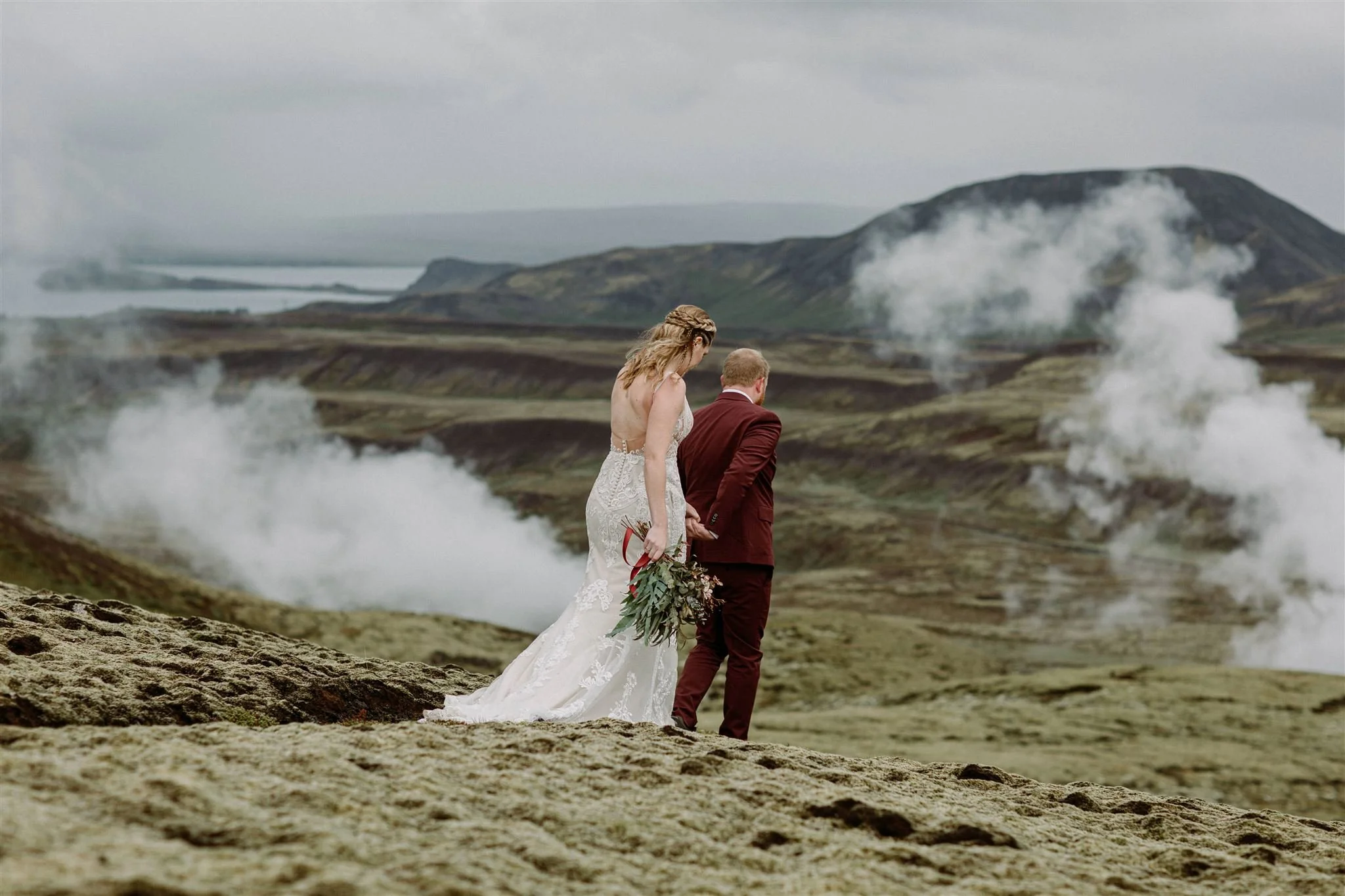 local Iceland elopement photographer &amp; planner