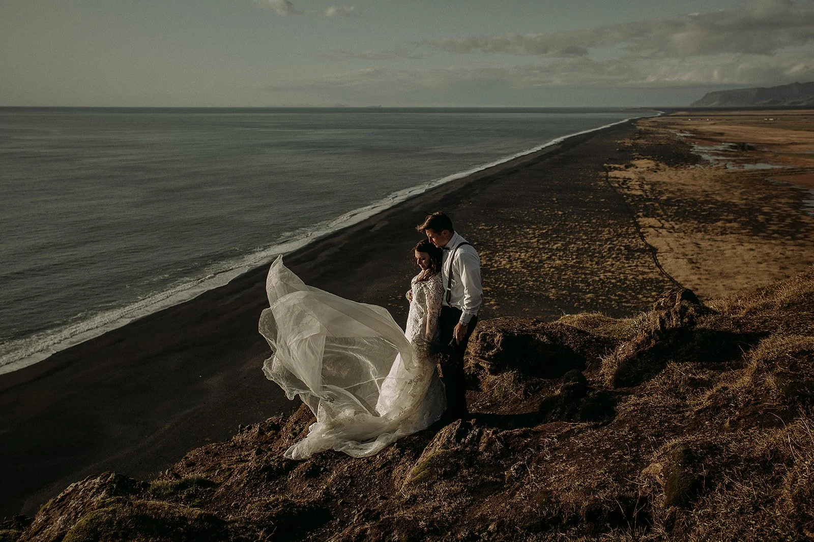 local Iceland elopement photographer &amp; planner