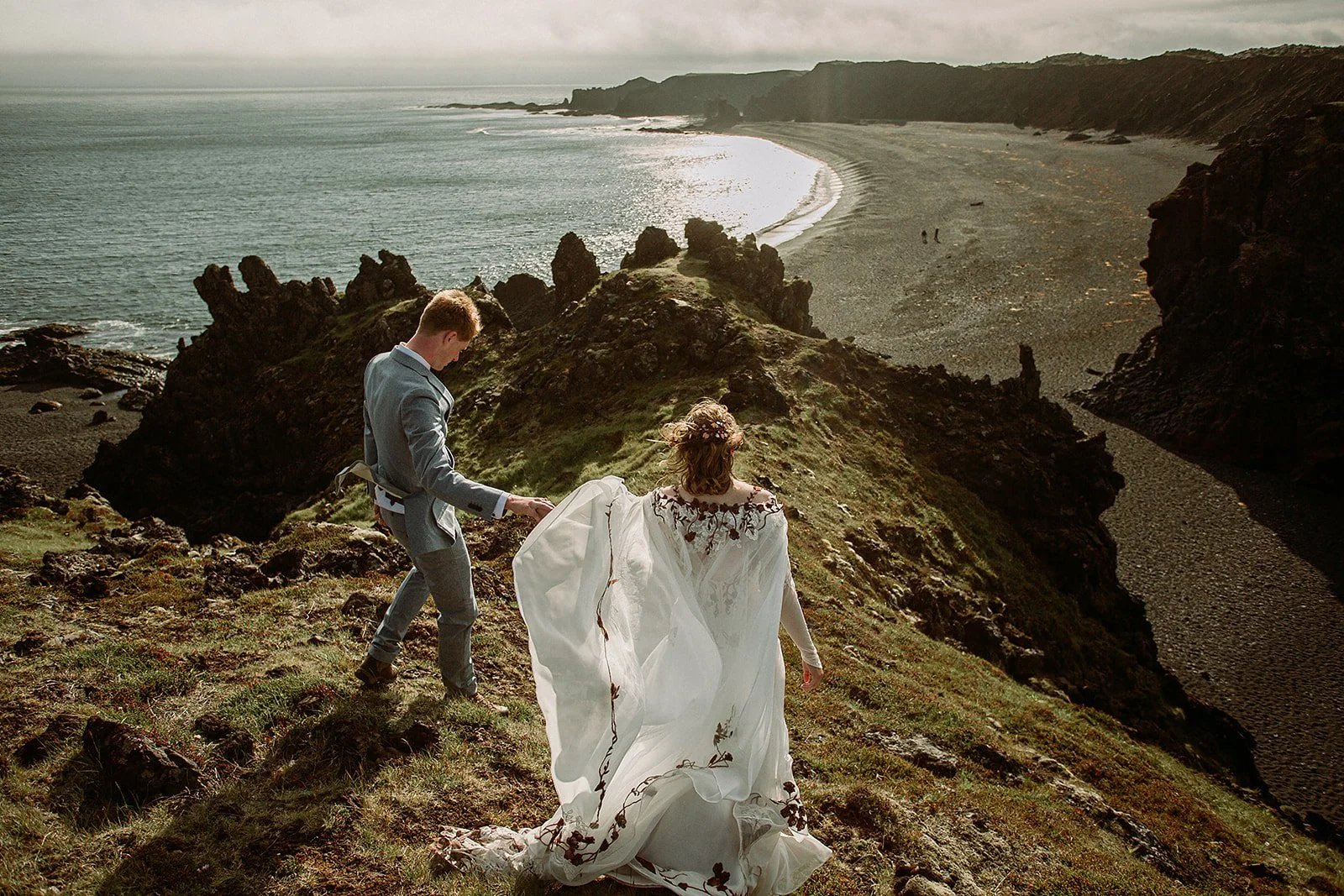 local Iceland elopement photographer &amp; planner