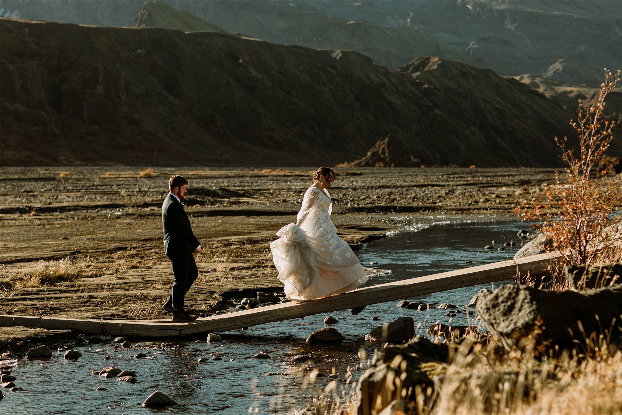 10.12.24-SKYE_AUSTIN-ELOPEMENT-FINAL-484_websize.jpg (Copy)