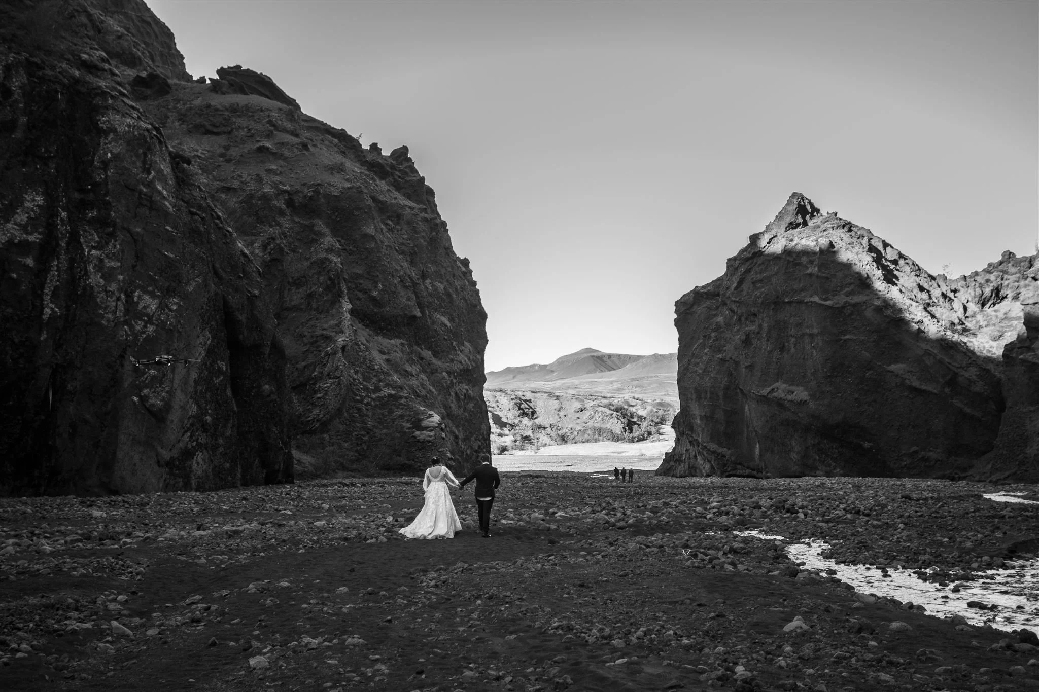 10.12.24-SKYE_AUSTIN-ELOPEMENT-FINAL-512_websize.jpg (Copy)
