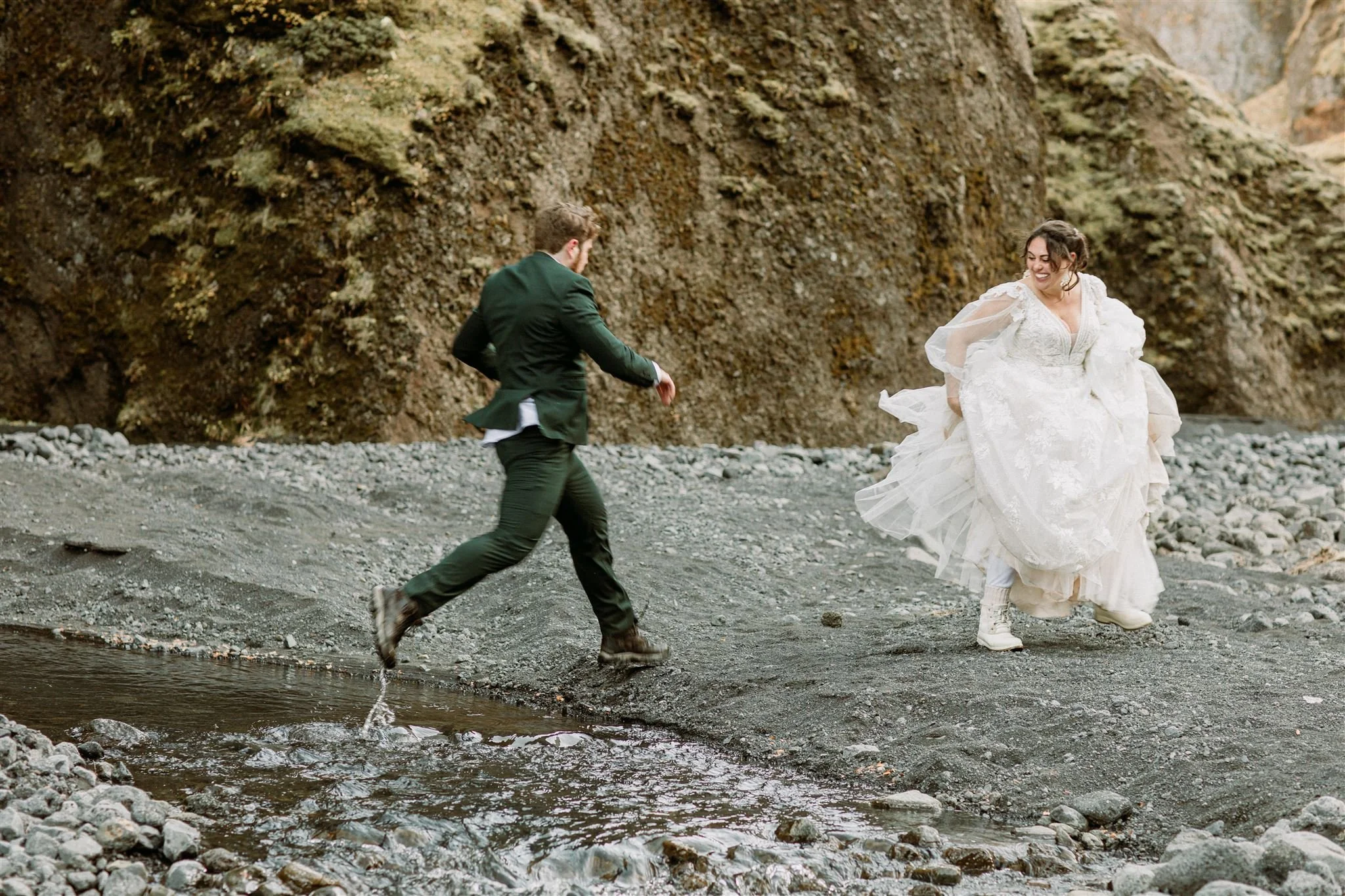 10.12.24-SKYE_AUSTIN-ELOPEMENT-FINAL-517_websize.jpg (Copy)