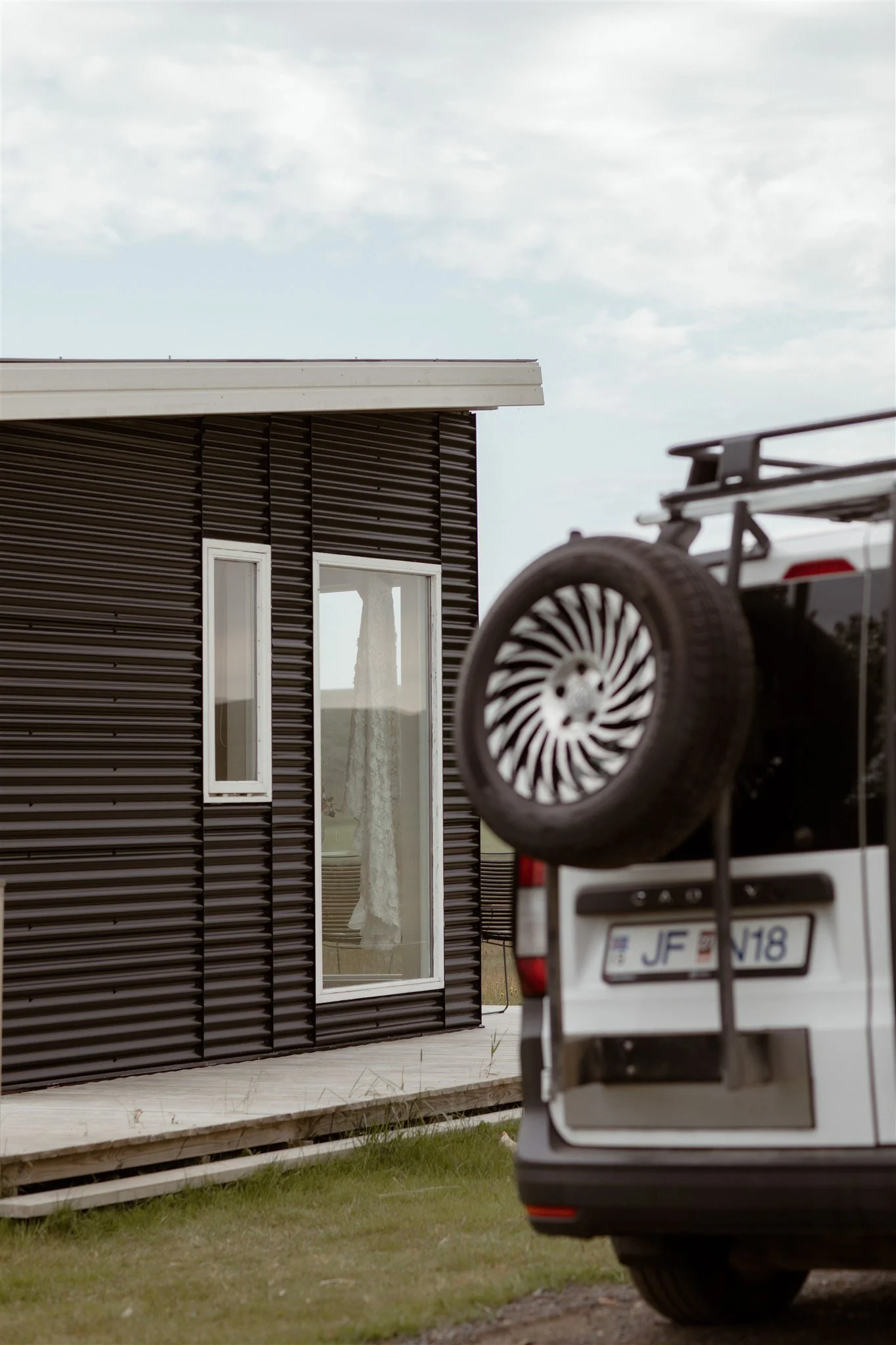 A Private Iceland Highland Summer Elopement in a 4x4 Mountain Truck