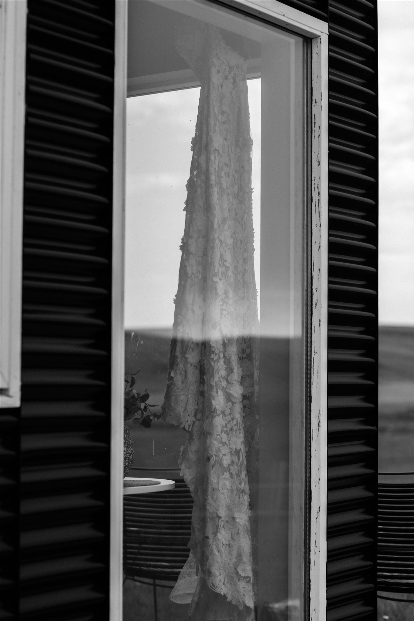 A Private Iceland Highland Summer Elopement in a 4x4 Mountain Truck