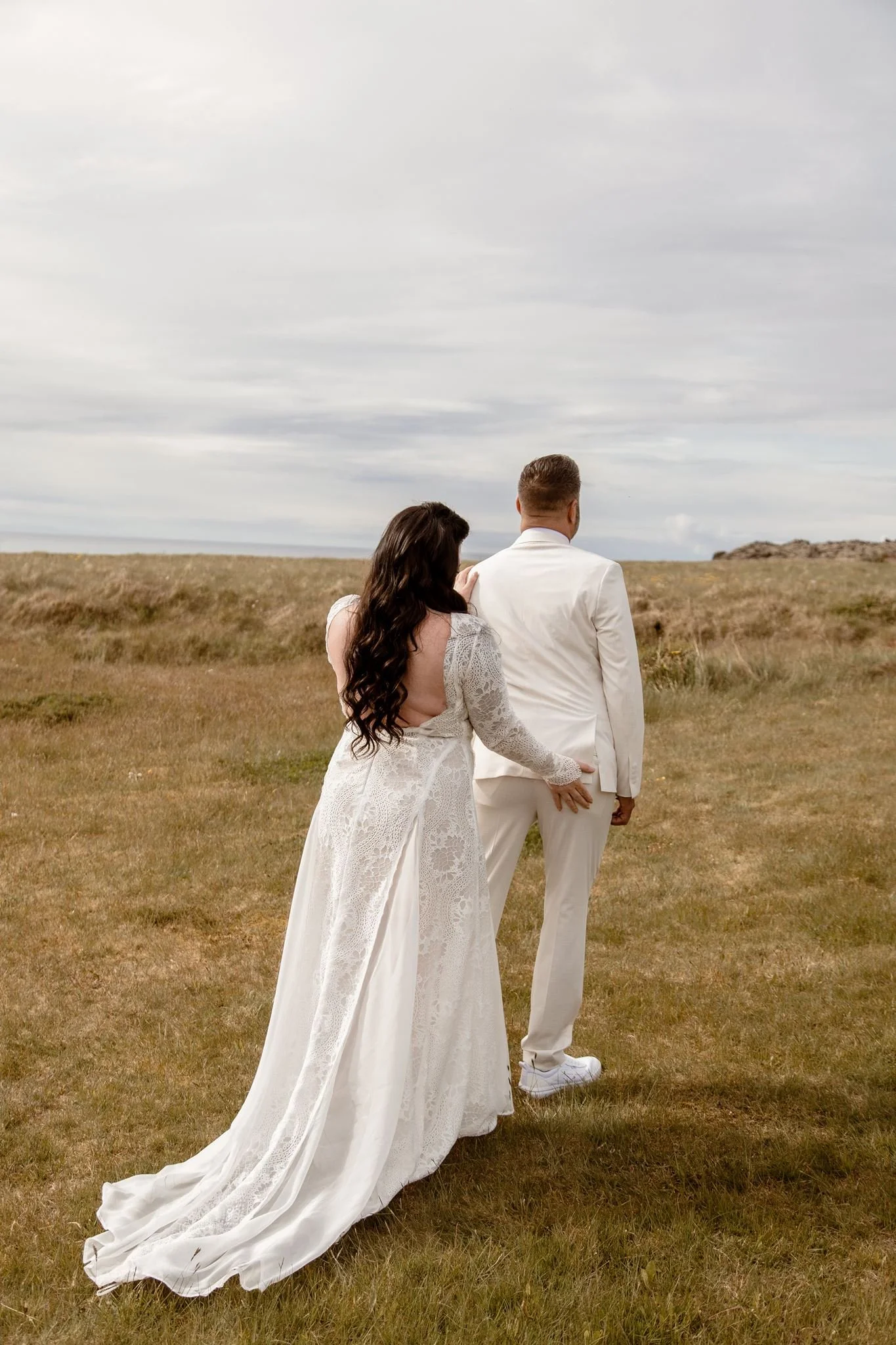 6.23.26_DISCO-SETH-ELOPEMENT-SNEAKS-3.jpg