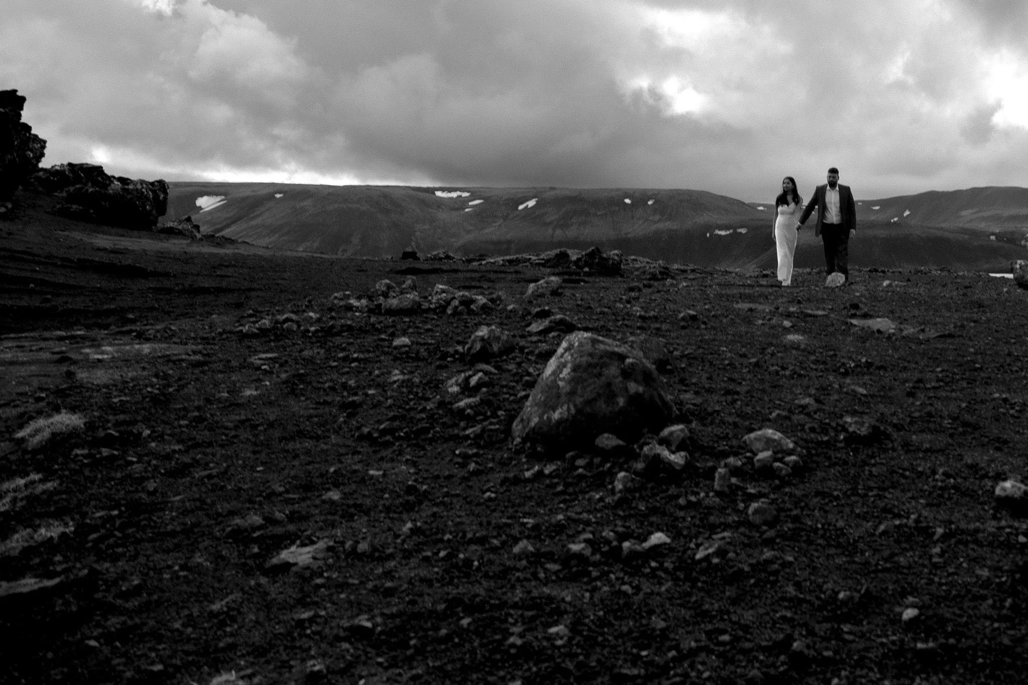 6.7.26_TARAN-HARMEET_PROPOSAL-256.jpg