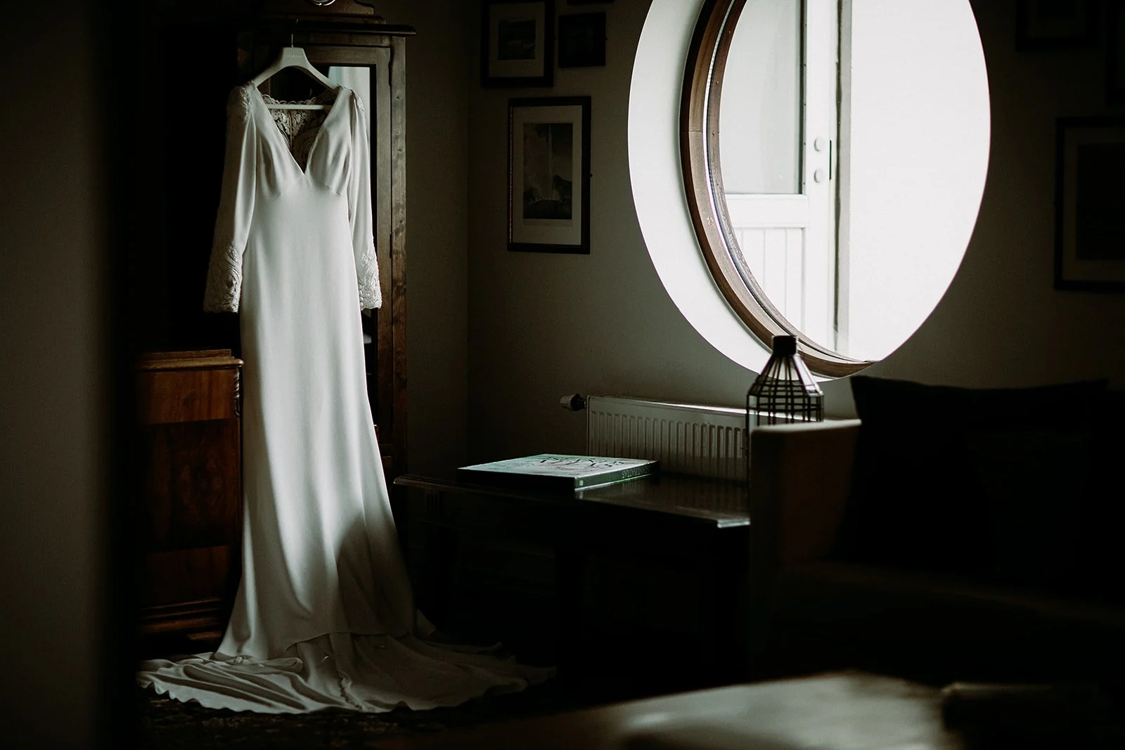 Iceland elopement wedding dress detail by local Iceland elopement photographer & planner Steph Zakas