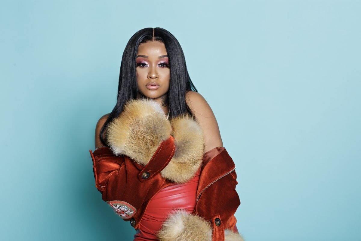 Viral Breakout Stunna Girl Shares Her New "Runway" Music Video