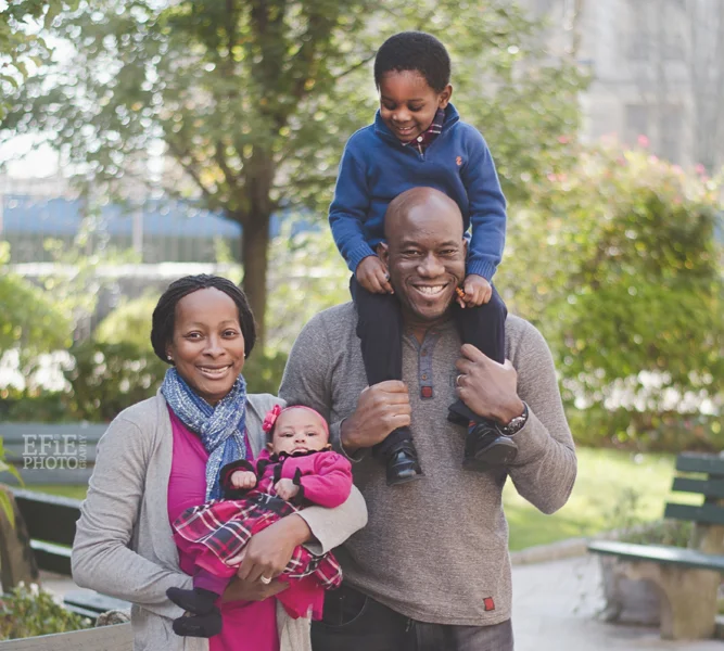 A Holiday Portrait Session with a Bronx Family