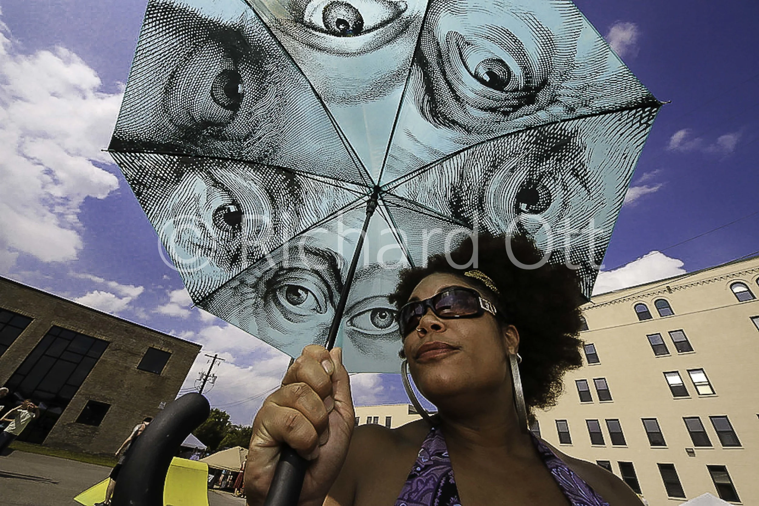 Umbrella_Eyes__Minneapolis_2011.jpg