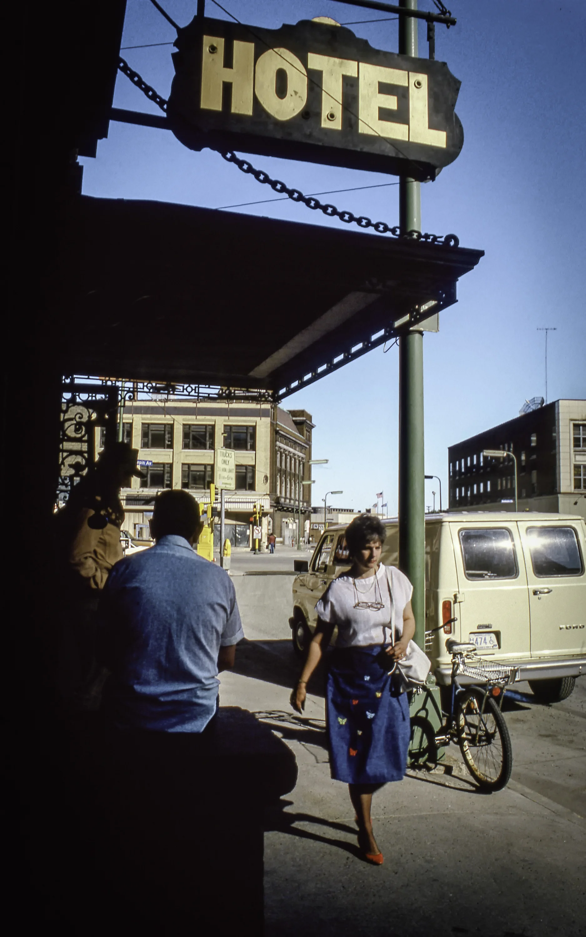 Residential Hotel and Guests 1987