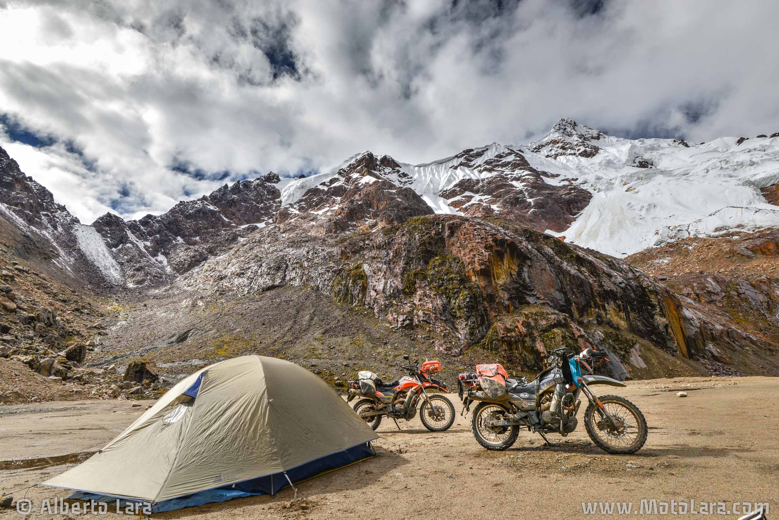 Camping @ 4,750 m near Punta Olimpica, Huascaran National Park.jpg