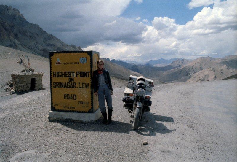 Elspeth Beard - Srinagar Leh Pass