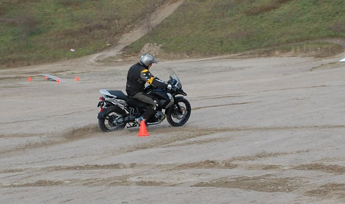 Rider-Skills-Clinton-Smout-Turning-Adventure-Rider-Radio-Motorcycle-Podcast-3.jpg