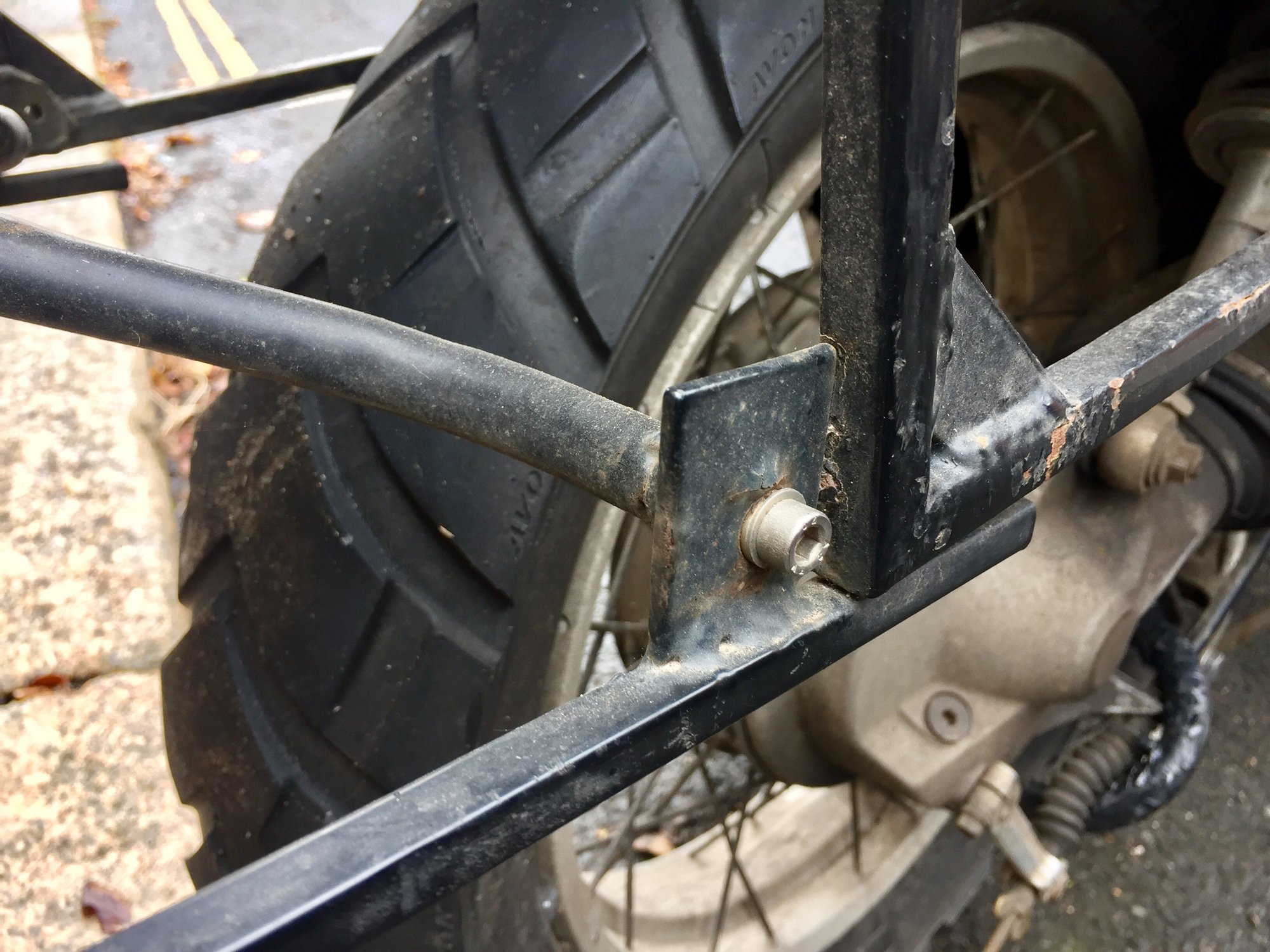 Motorcycle tire