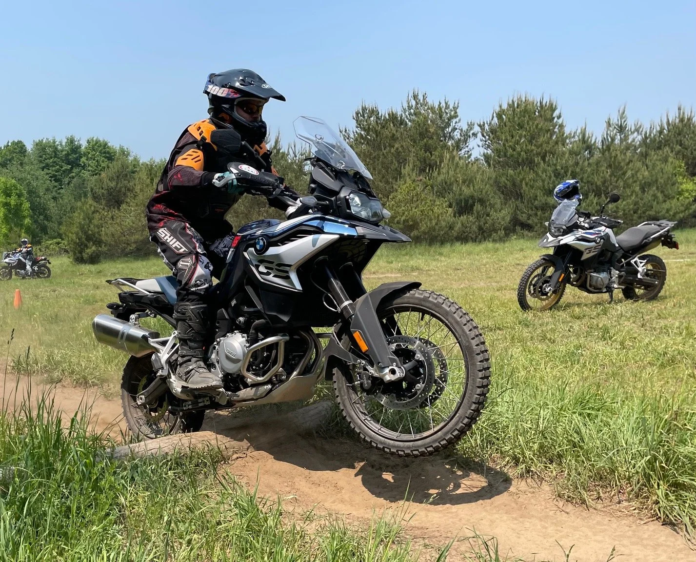 RIDER SKILLS: Obstacles - Avoid, Hit or Stop - The Hows and Why's - Clinton Smout