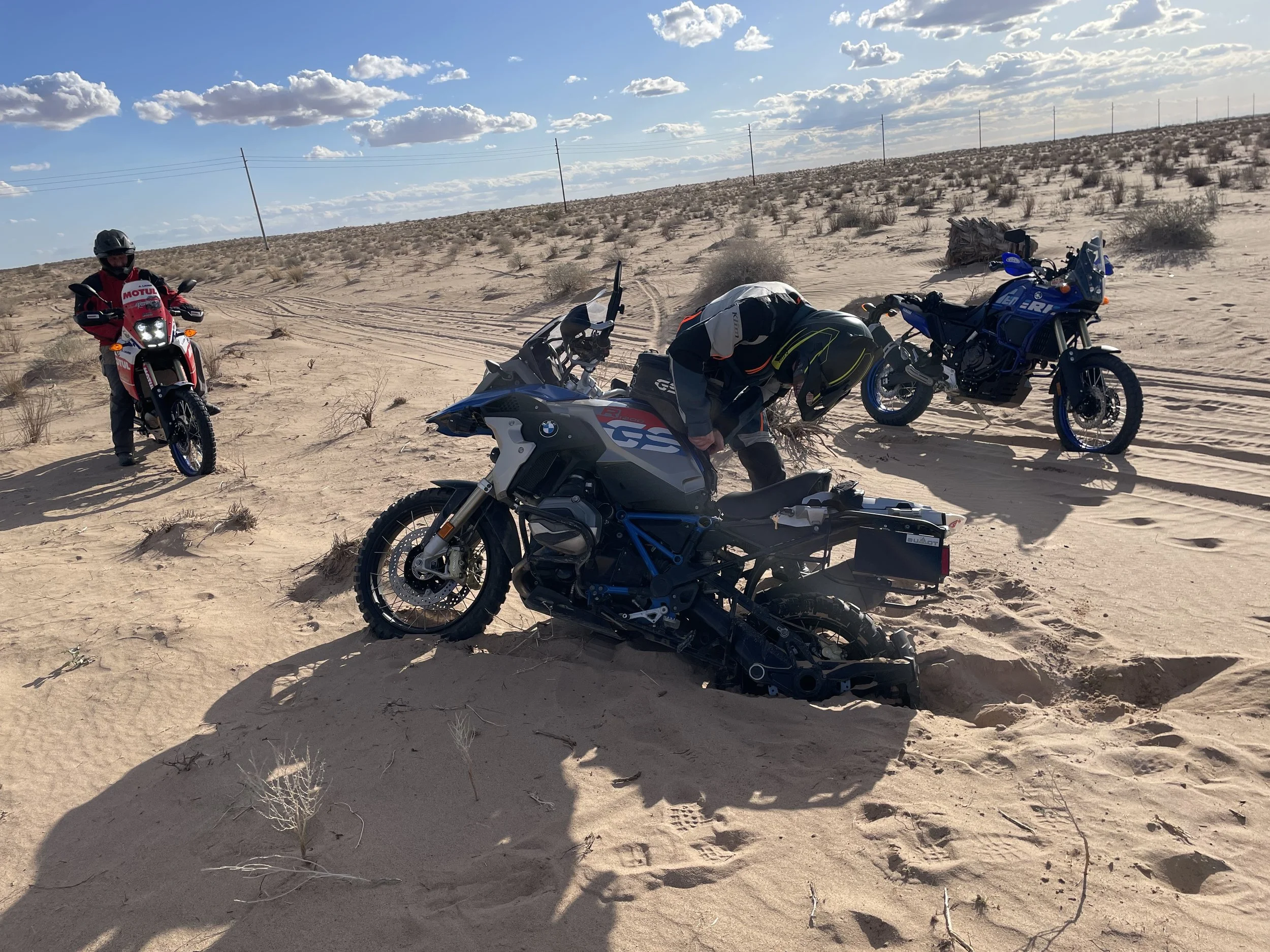 How to Get a Stuck Adventure Bike Out: Tow Straps, Z-Drag Systems and the Rear-Wheel Rope Trick