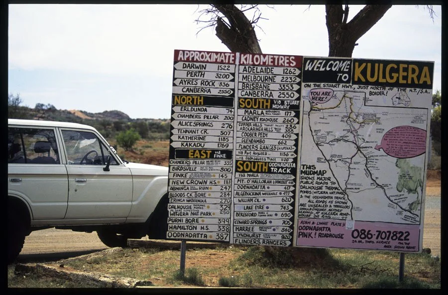 0184011-Road-sign-Mudmap-at-Kulgera.jpg